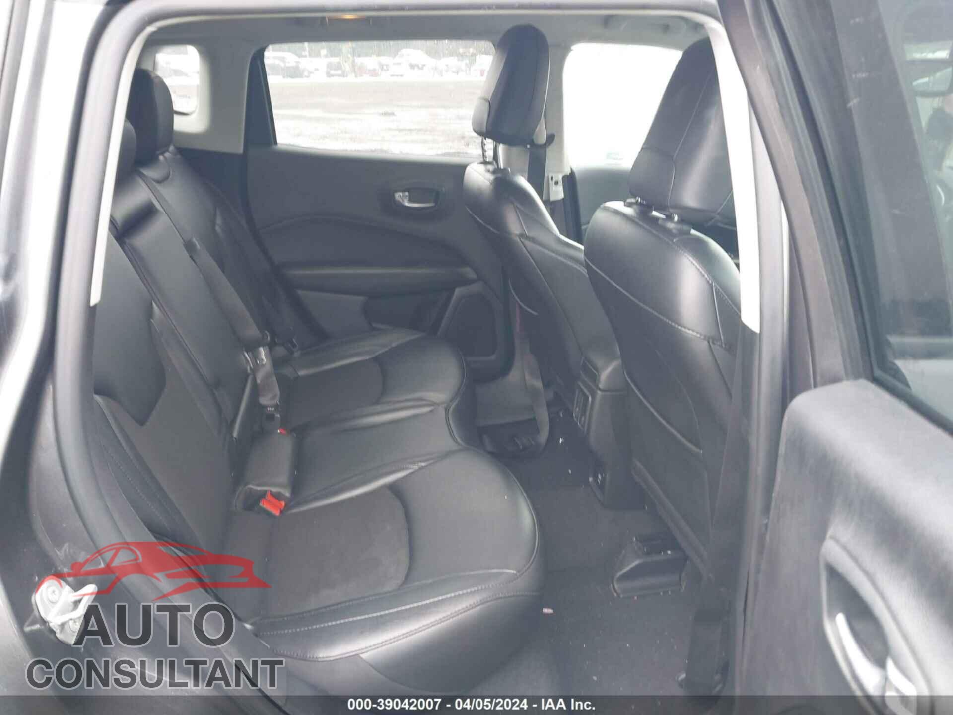 JEEP COMPASS 2021 - 3C4NJDBB6MT555357