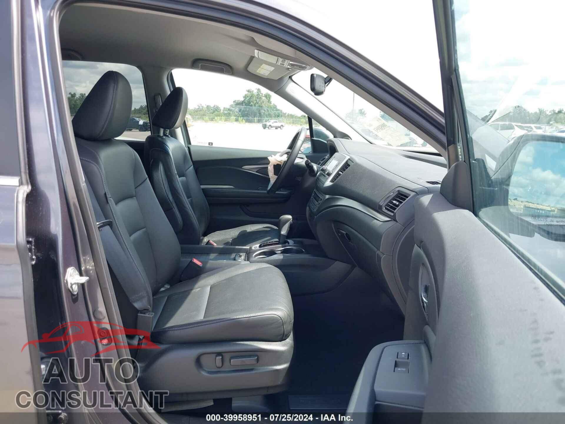 HONDA RIDGELINE 2017 - 5FPYK2F50HB003853