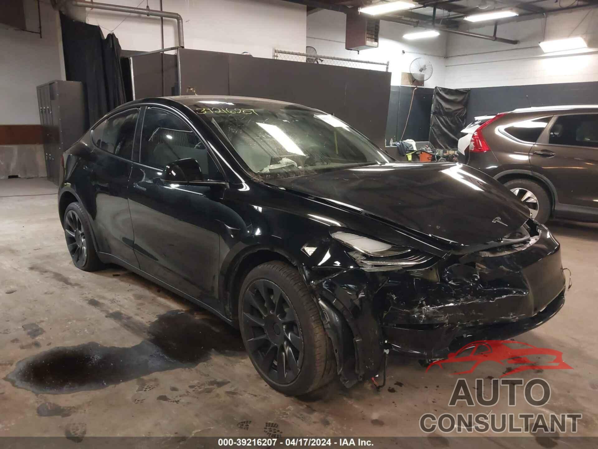 TESLA MODEL Y 2023 - 7SAYGDEE0PA141429