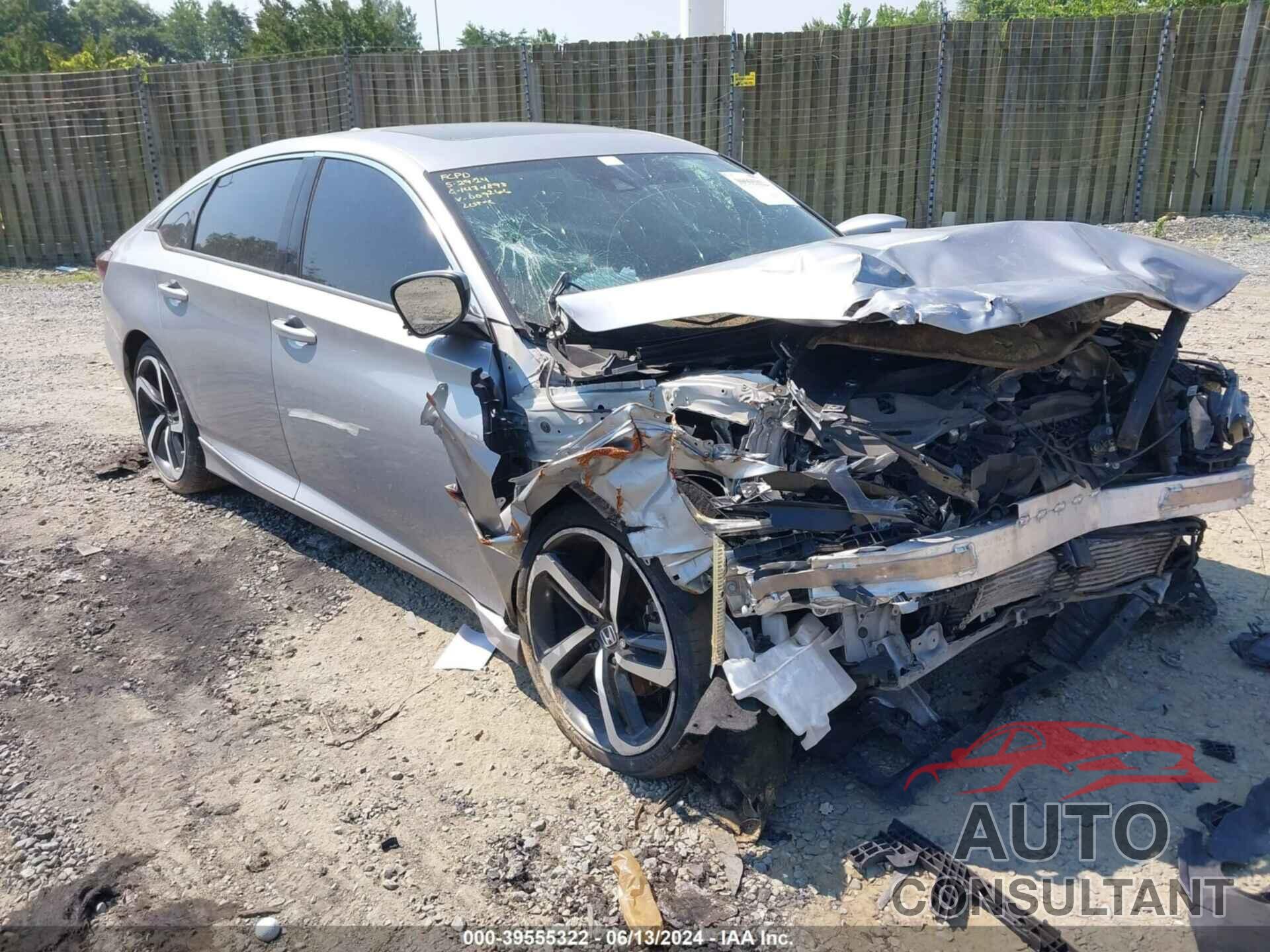 HONDA ACCORD 2018 - 1HGCV2F33JA009266