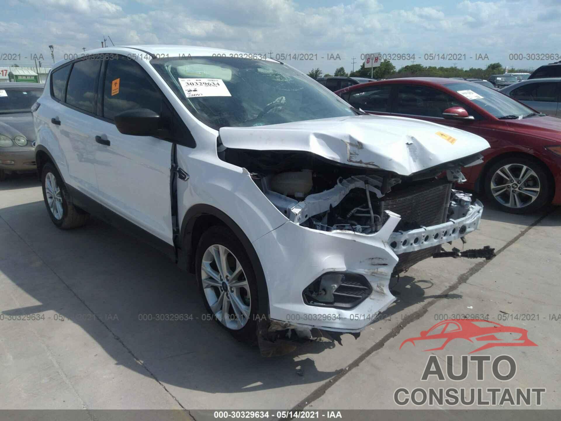 FORD ESCAPE 2018 - 1FMCU0F73JUC05890