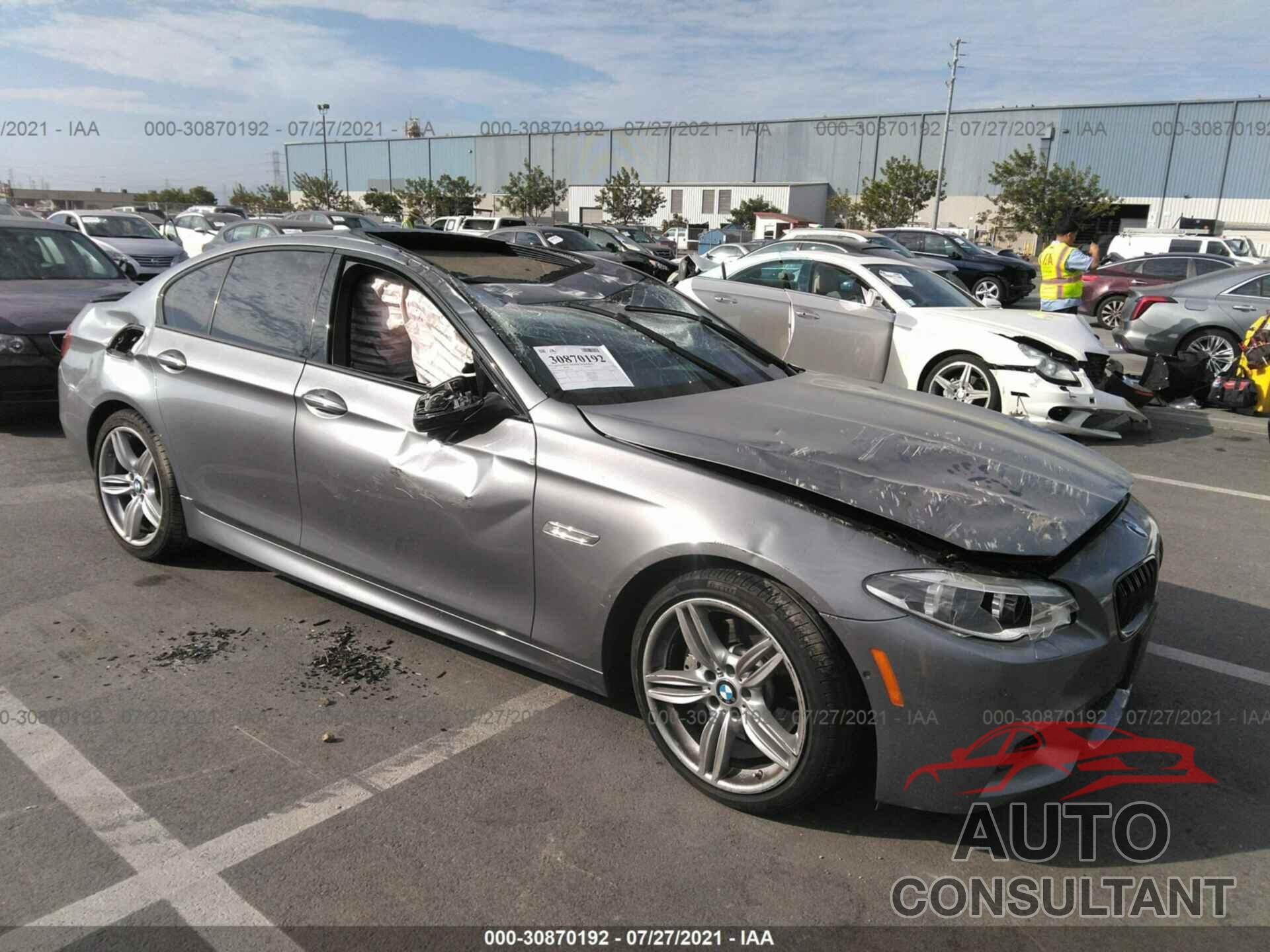 BMW 5 SERIES 2016 - WBA5B1C58GG131303