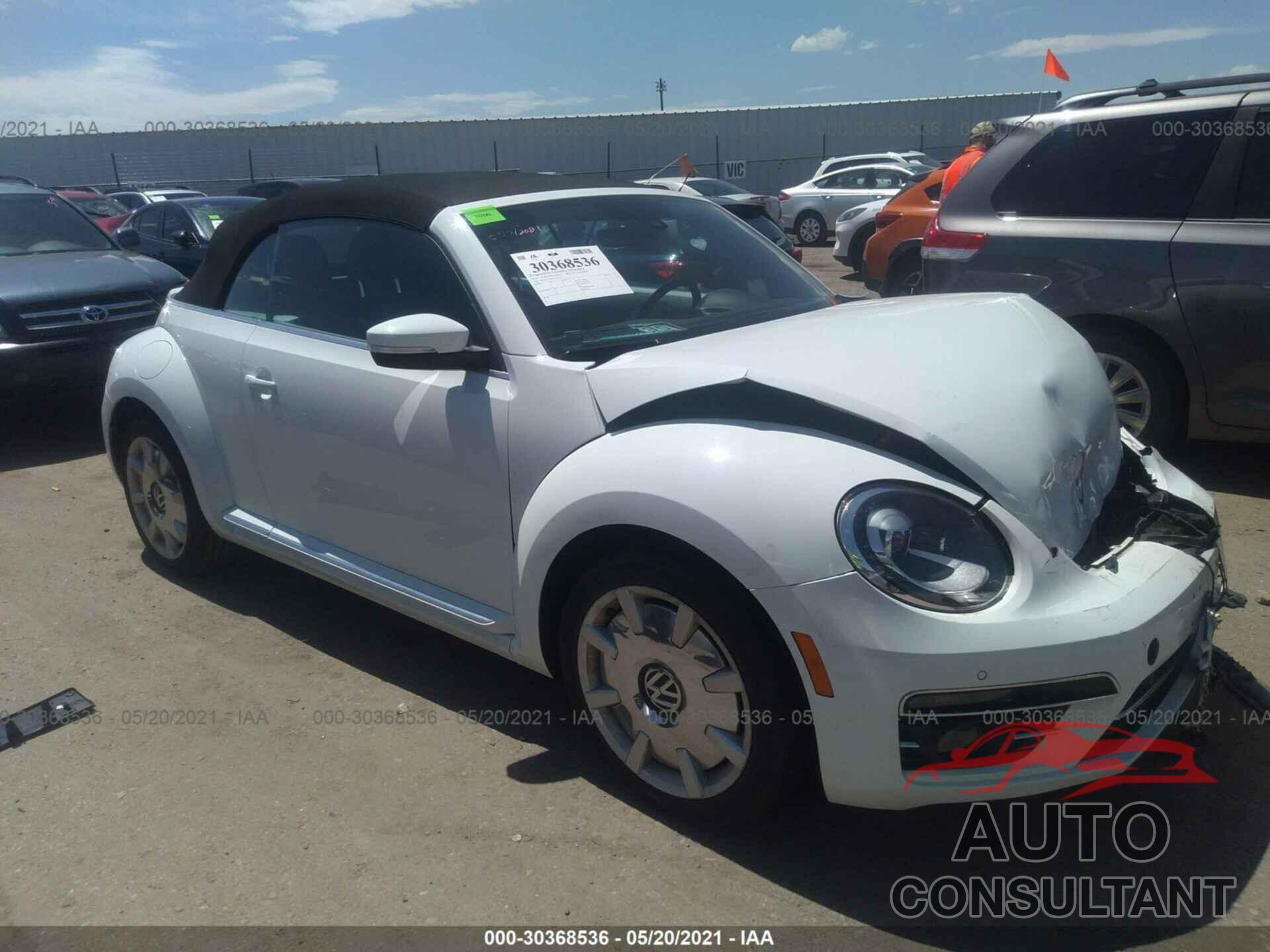 VOLKSWAGEN BEETLE CONVERTIBLE 2019 - 3VW5DAAT3KM501728