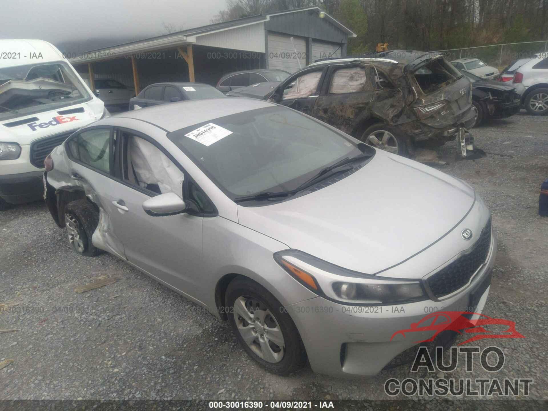 KIA FORTE 2017 - 3KPFK4A78HE040255