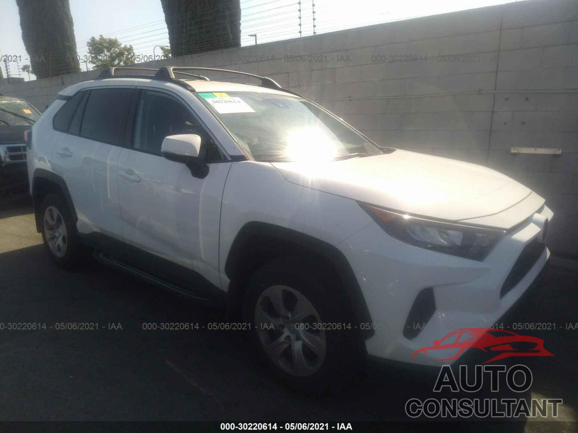 TOYOTA RAV4 2019 - 2T3K1RFV4KC011290