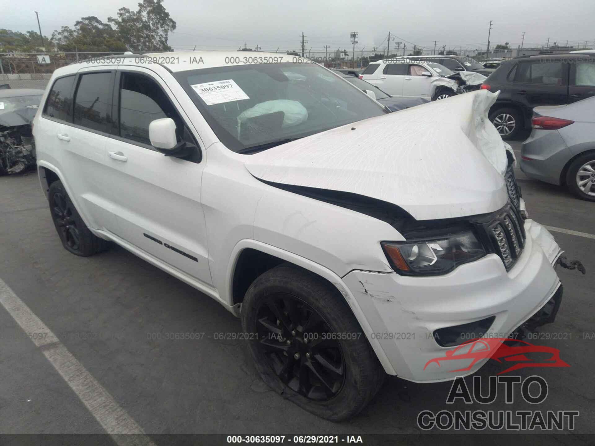JEEP GRAND CHEROKEE 2018 - 1C4RJEAG1JC125361