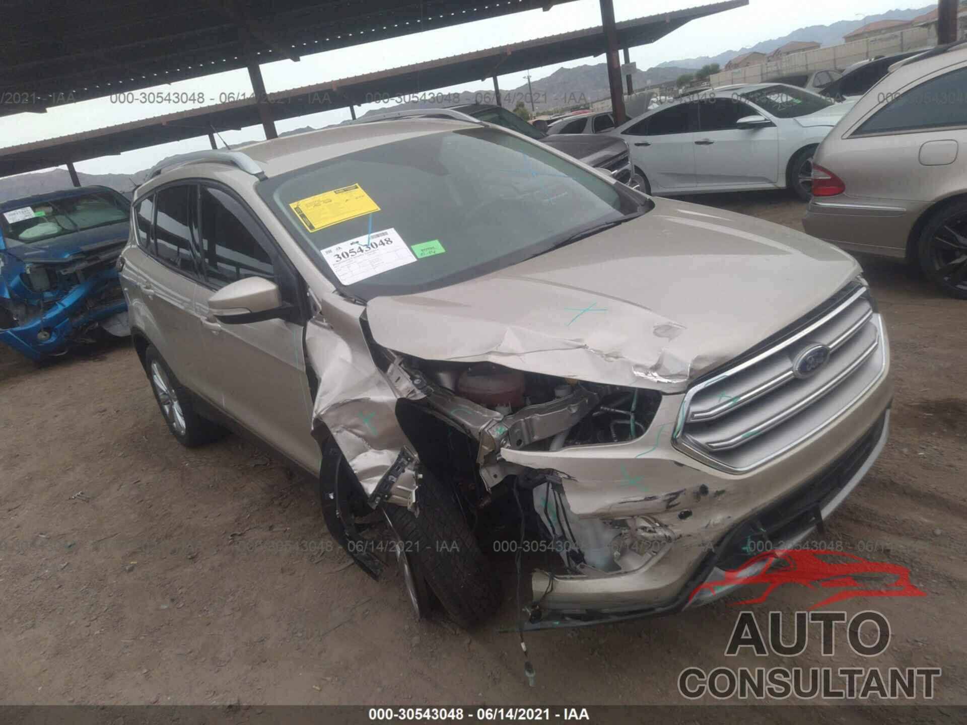 FORD ESCAPE 2017 - 1FMCU0J98HUB89835