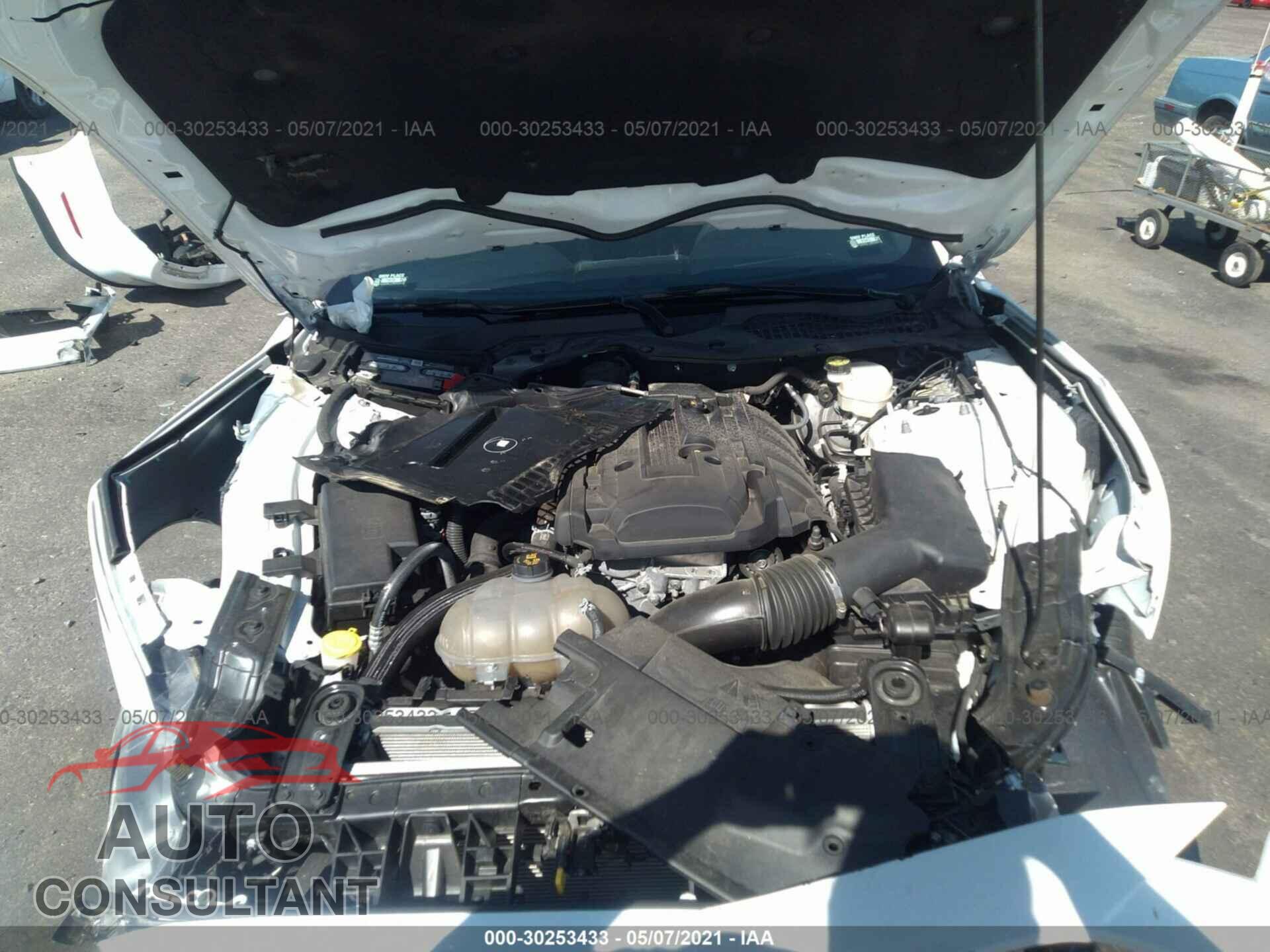 FORD MUSTANG 2019 - 1FA6P8TH9K5111471
