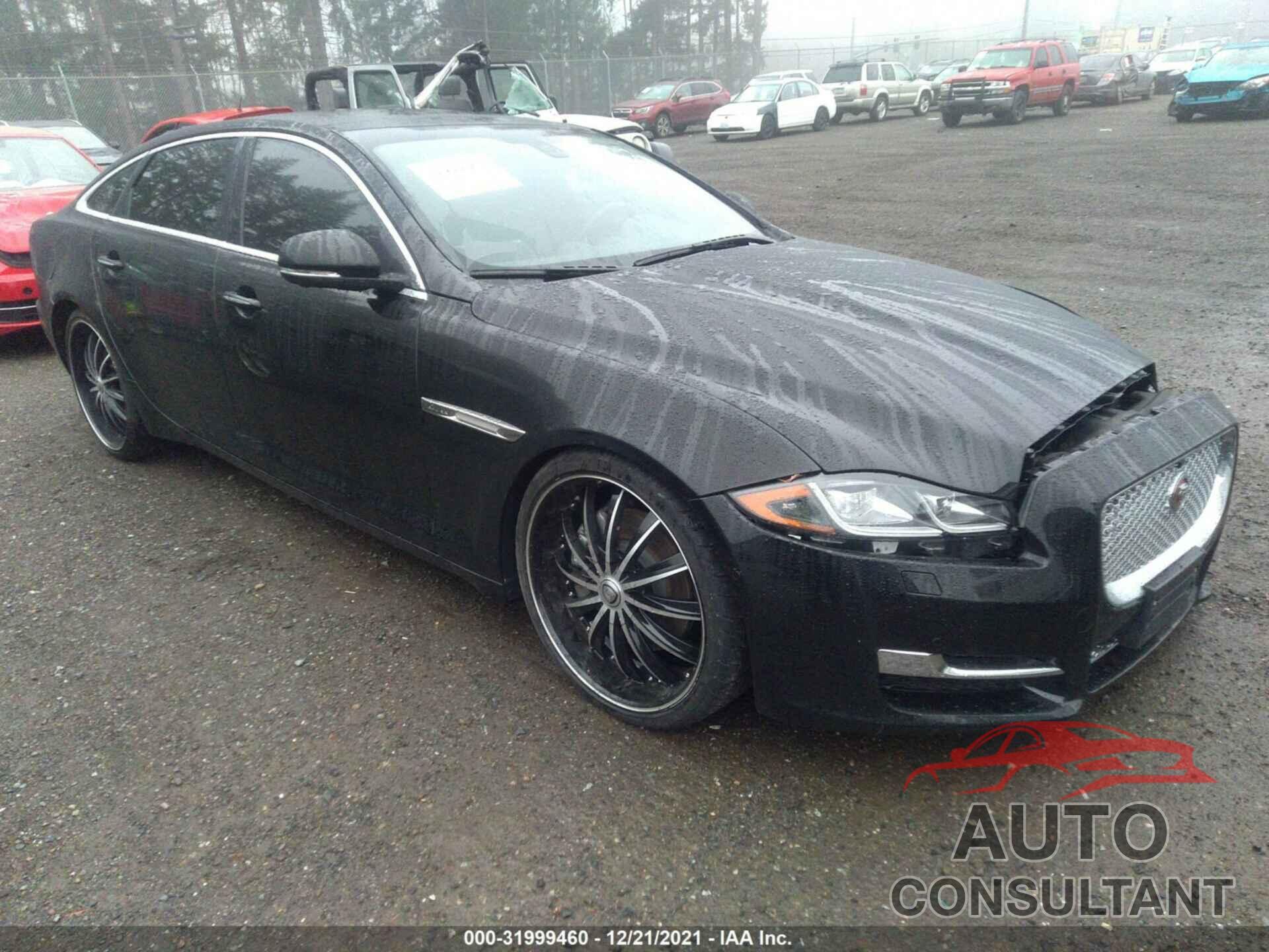 JAGUAR XJ 2016 - SAJWJ2GD0G8W03054
