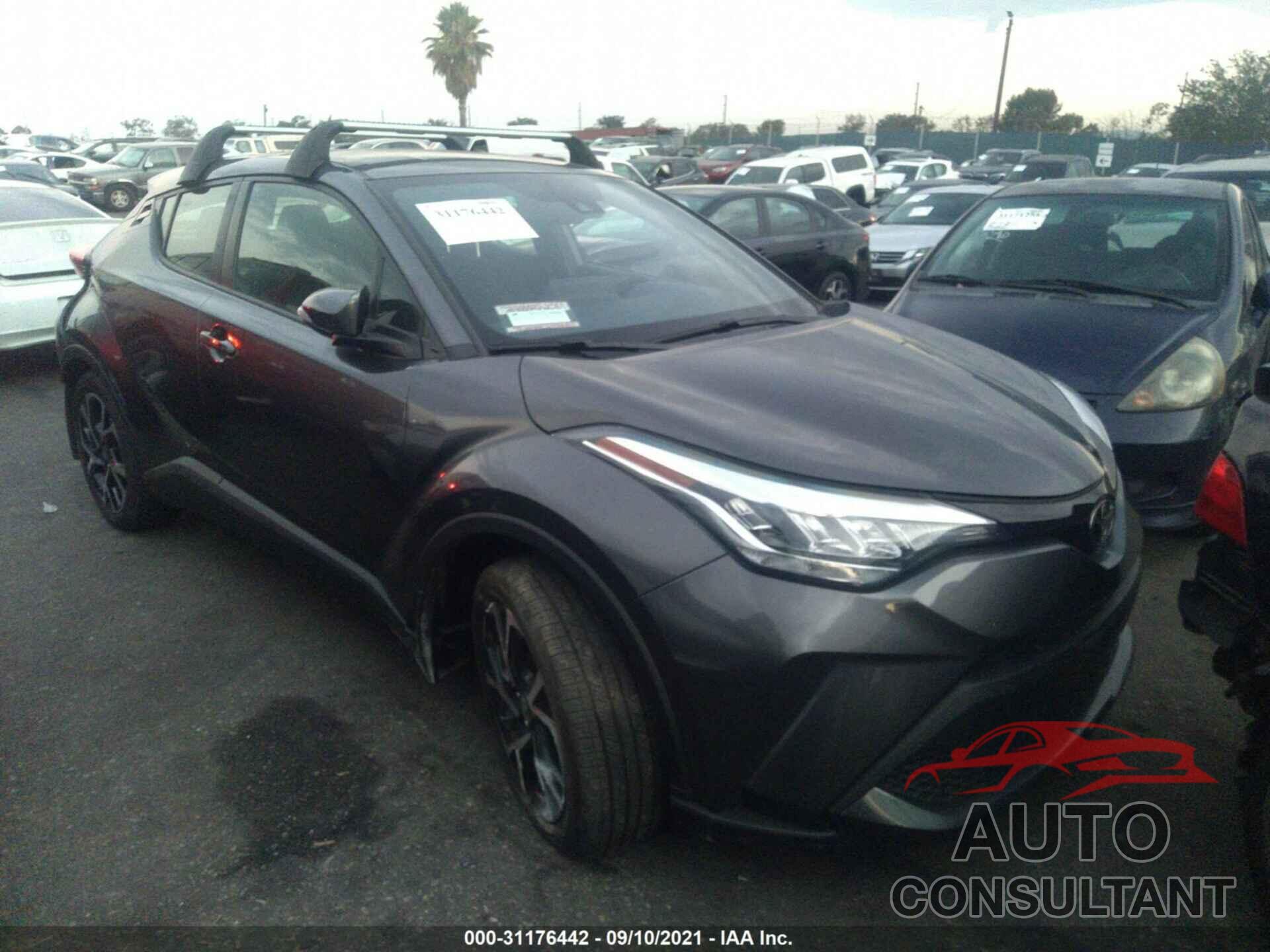 TOYOTA C-HR 2020 - JTNKHMBX8L1069516