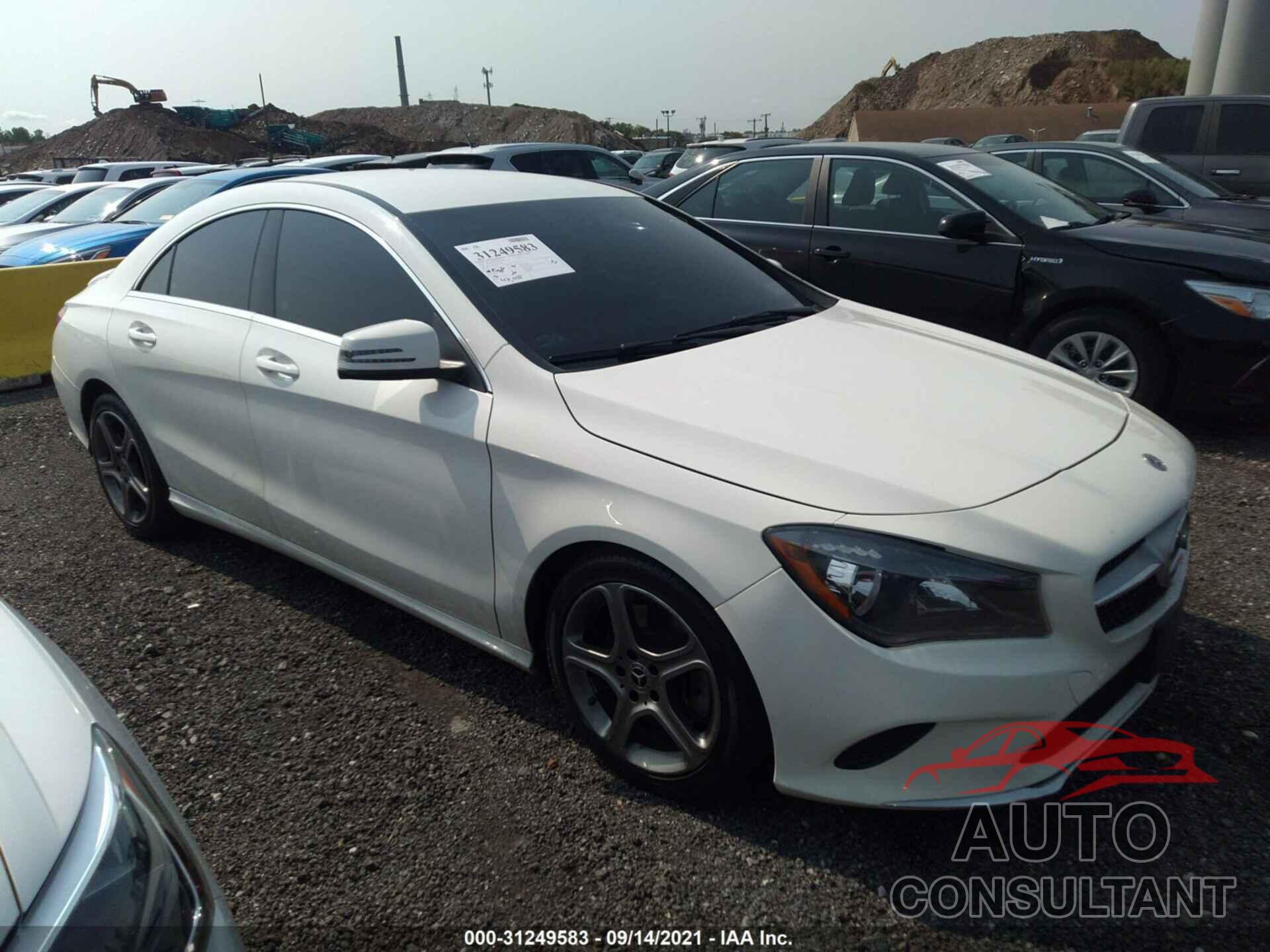 MERCEDES-BENZ CLA 2018 - WDDSJ4EB7JN580798