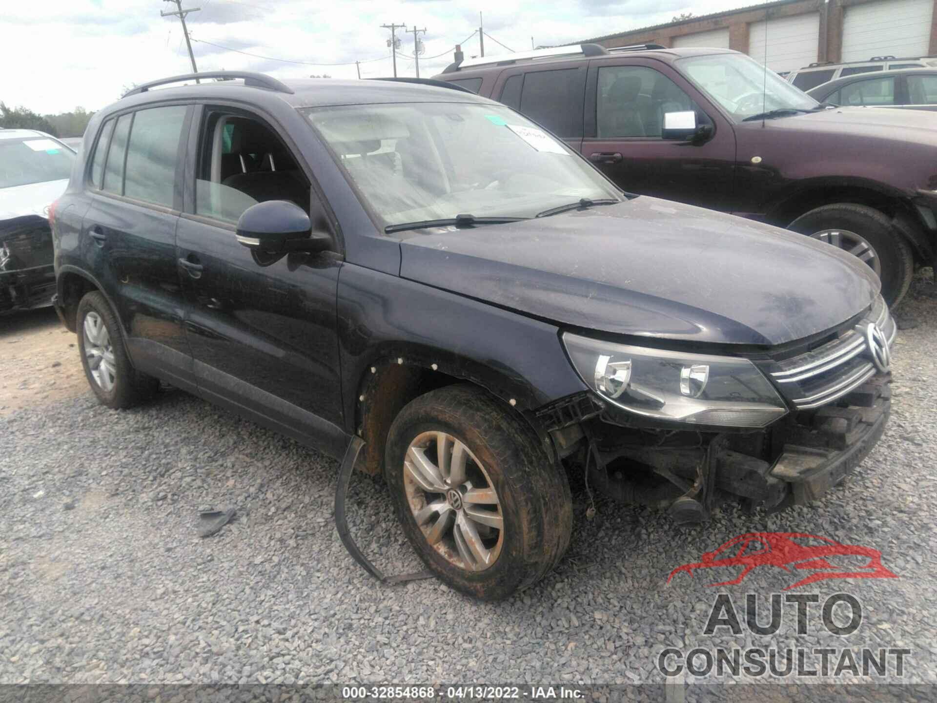 VOLKSWAGEN TIGUAN 2016 - WVGAV7AX9GW598540