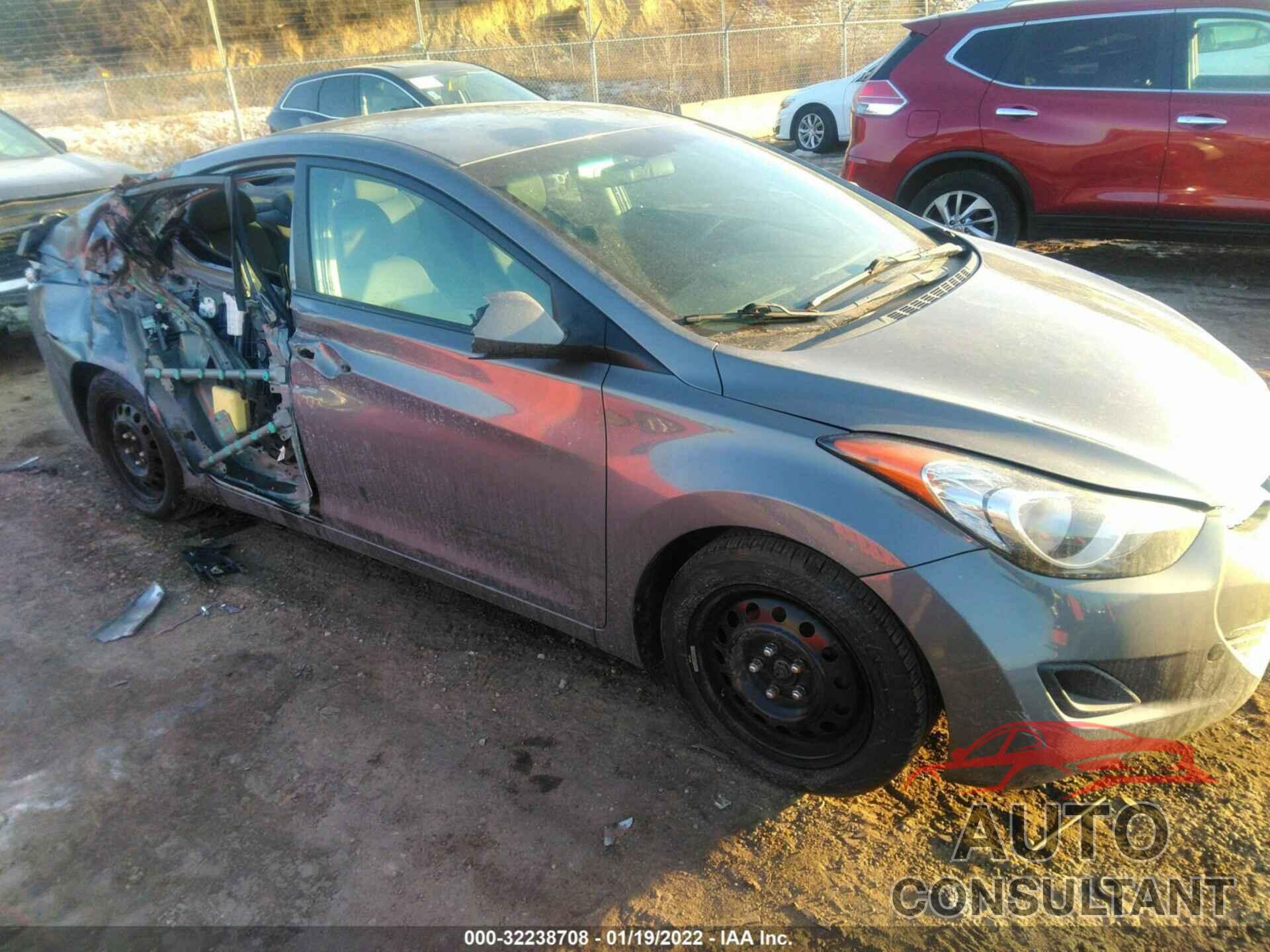 HYUNDAI ELANTRA 2013 - 5NPDH4AE8DH194118