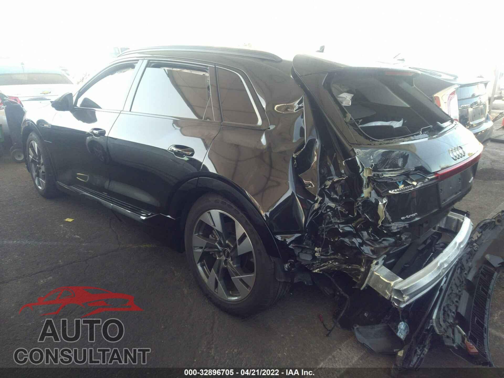 AUDI E-TRON 2021 - WA1AAAGE6MB021545