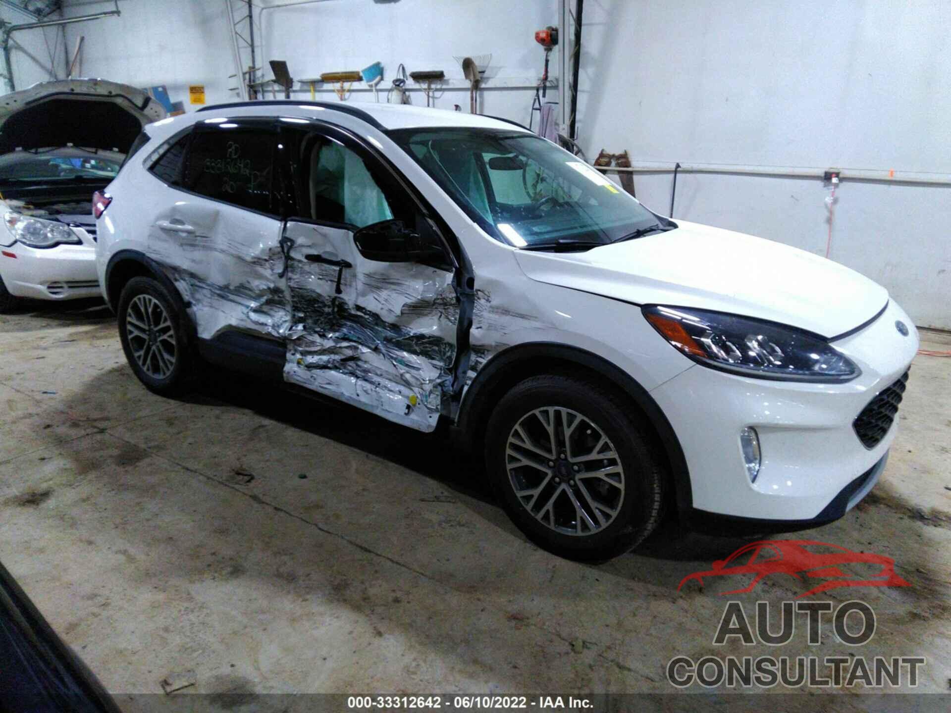 FORD ESCAPE 2020 - 1FMCU9H68LUB61297