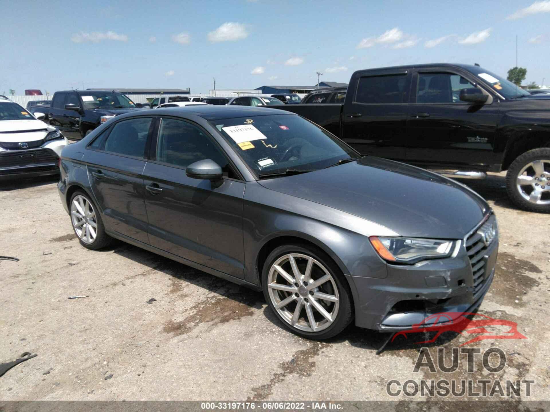 AUDI A3 2016 - WAUA7GFF1G1056910