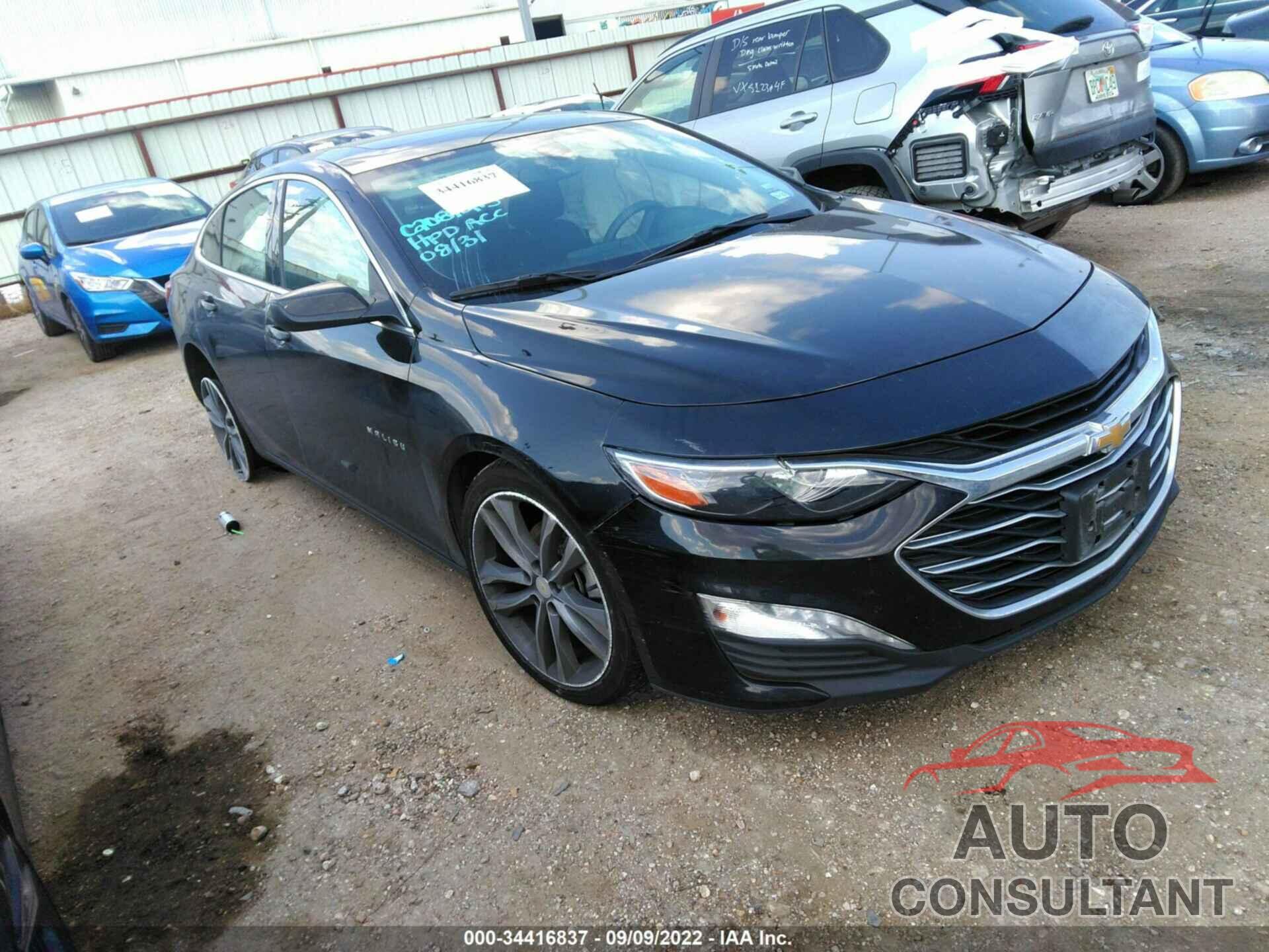 CHEVROLET MALIBU 2021 - 1G1ZD5STXMF018453