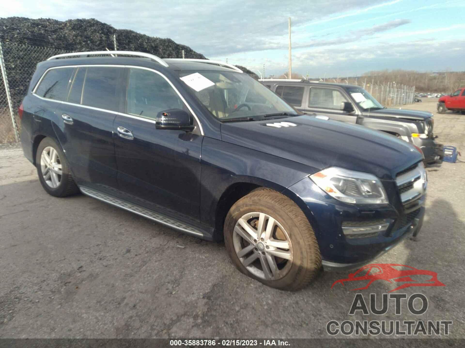 MERCEDES-BENZ GL 450 2016 - 4JGDF6EE2GA640587