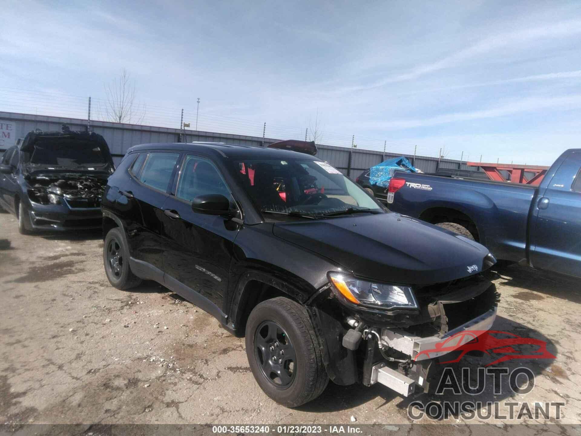 JEEP COMPASS 2018 - 3C4NJCAB7JT338570