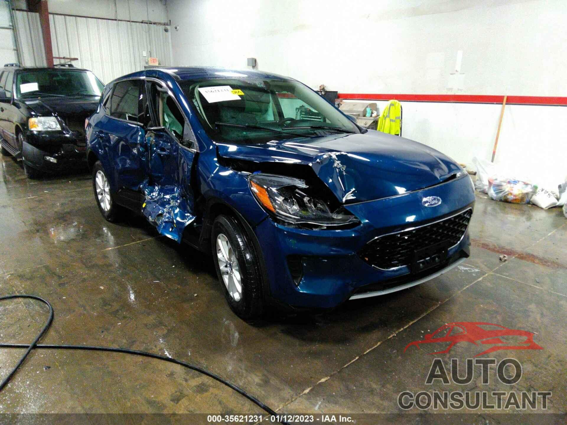 FORD ESCAPE 2020 - 1FMCU9G61LUA32951