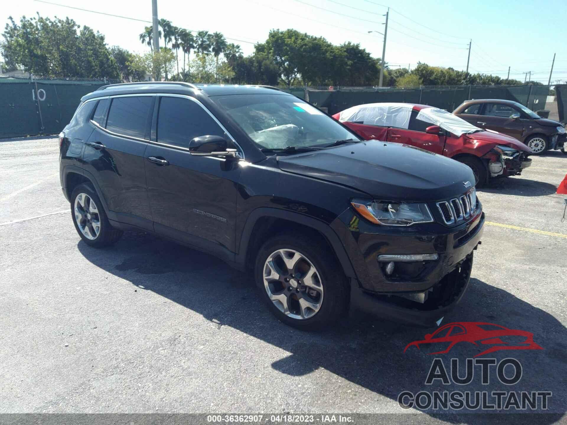 JEEP COMPASS 2018 - 3C4NJDCB9JT101324