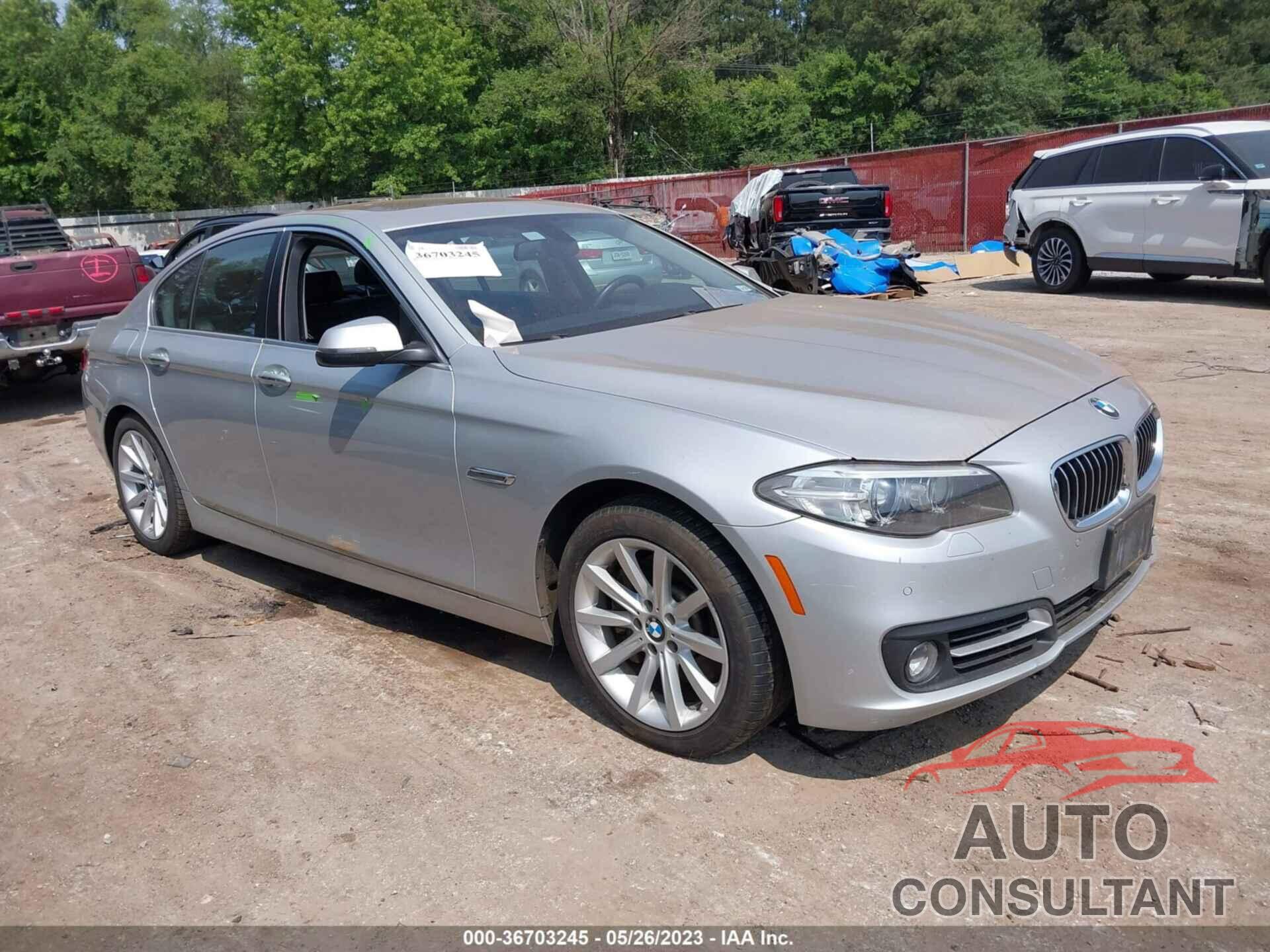 BMW 5 SERIES 2015 - WBA5B1C58FG125208