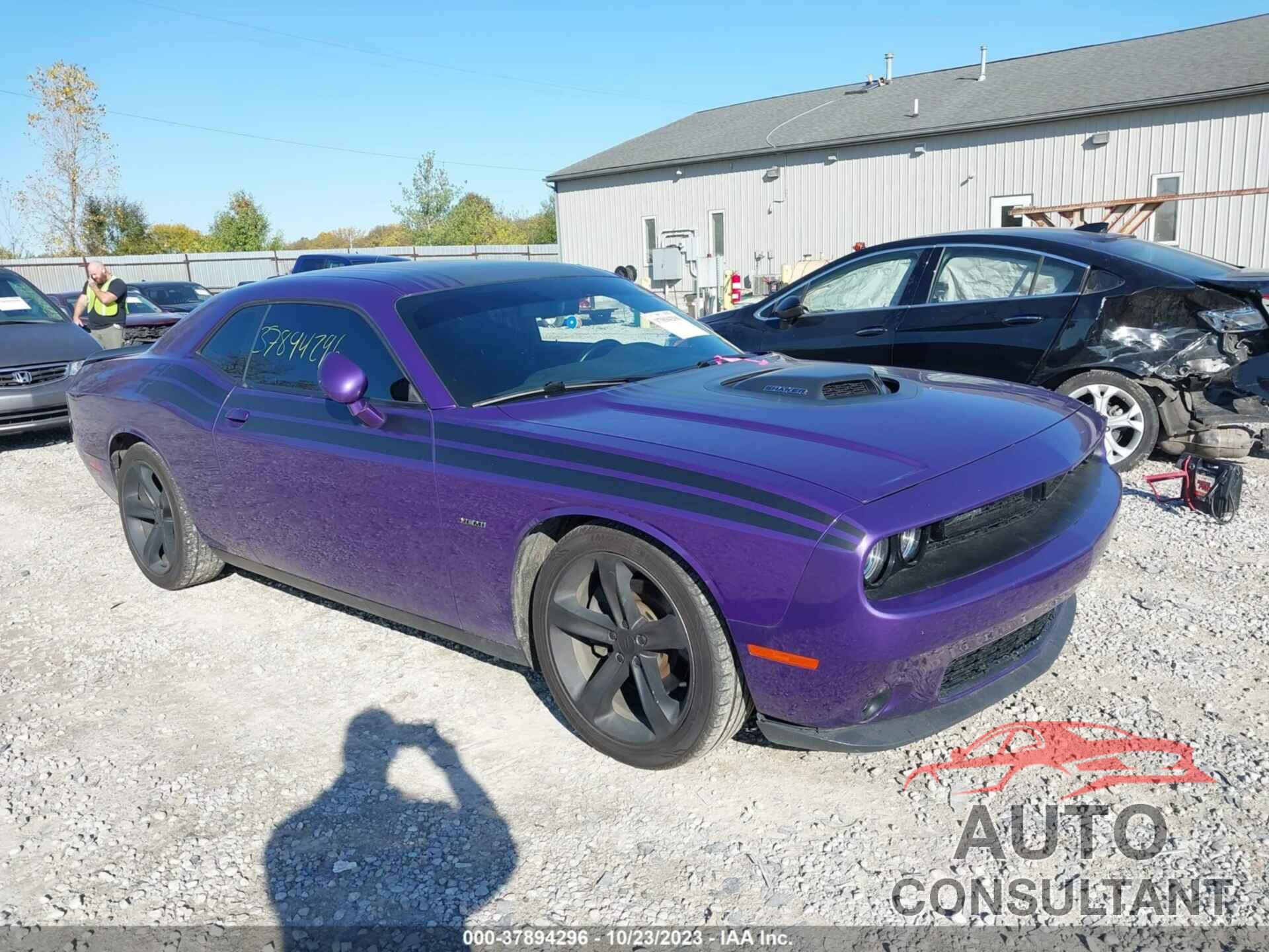 DODGE CHALLENGER 2018 - 2C3CDZBT5JH304875