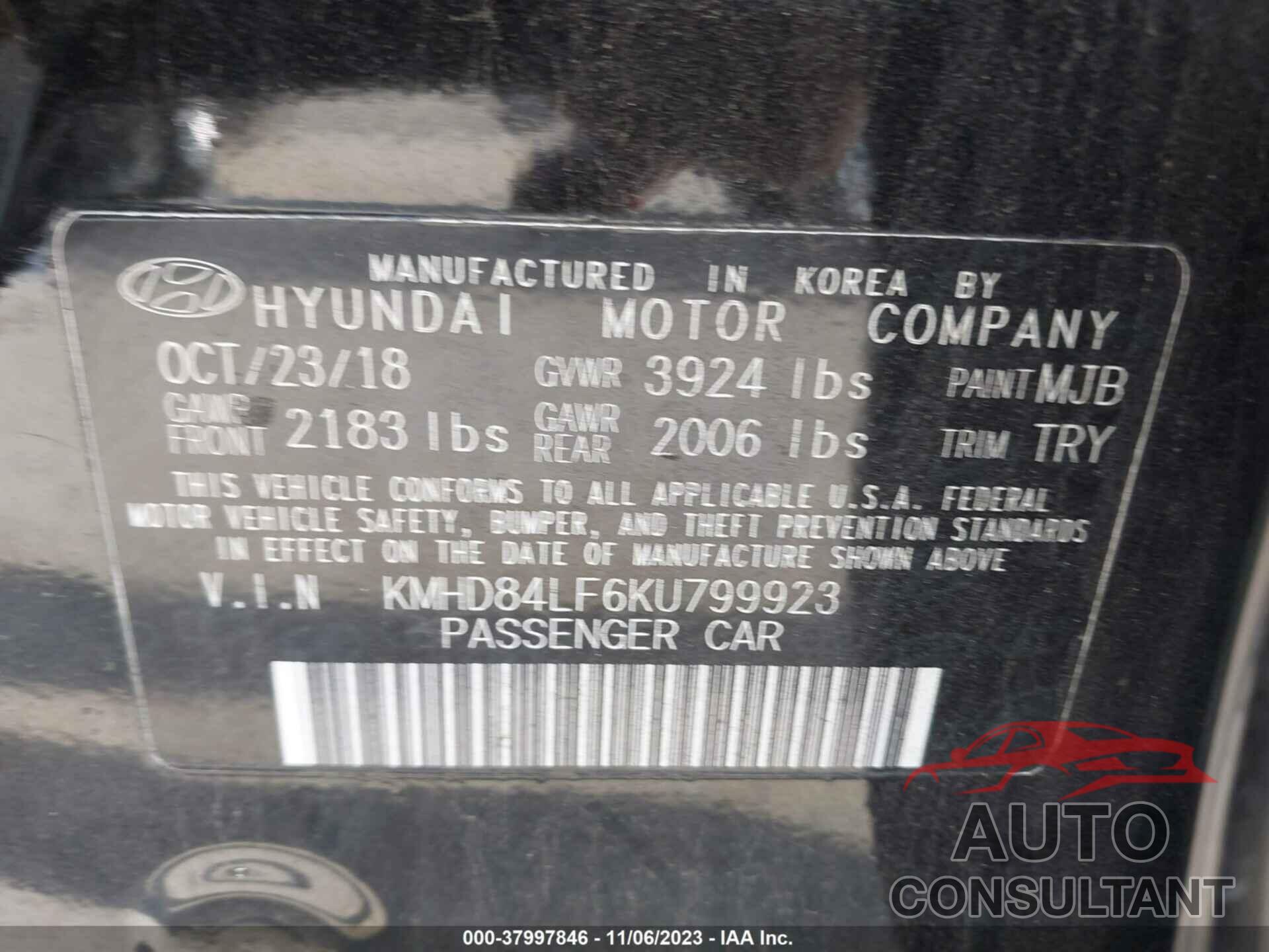 HYUNDAI ELANTRA 2019 - KMHD84LF6KU799923