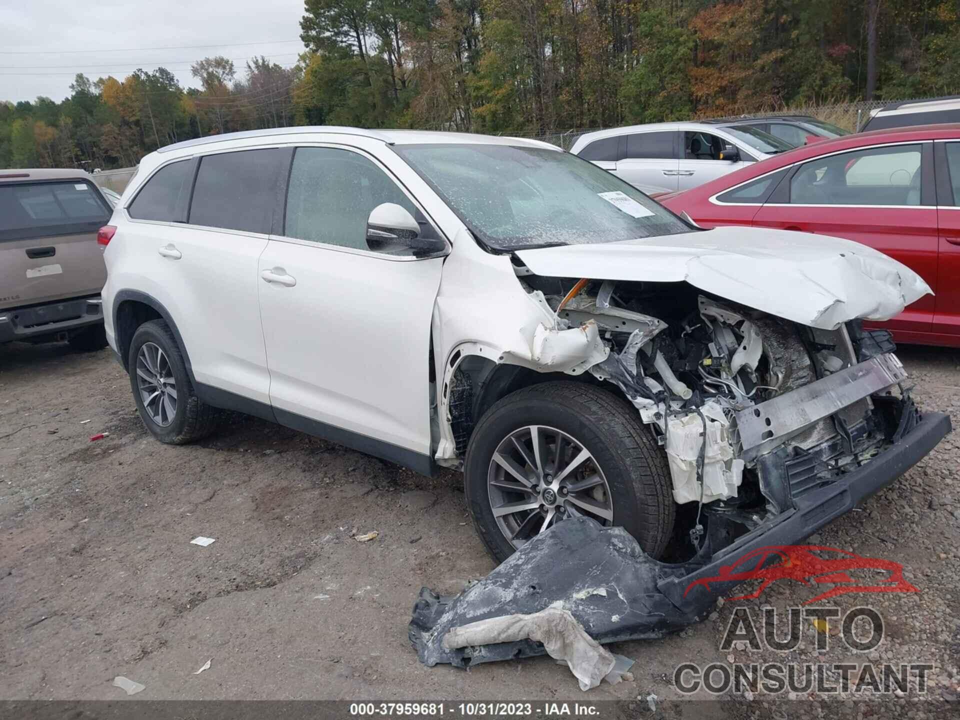 TOYOTA HIGHLANDER 2019 - 5TDKZRFH1KS302428