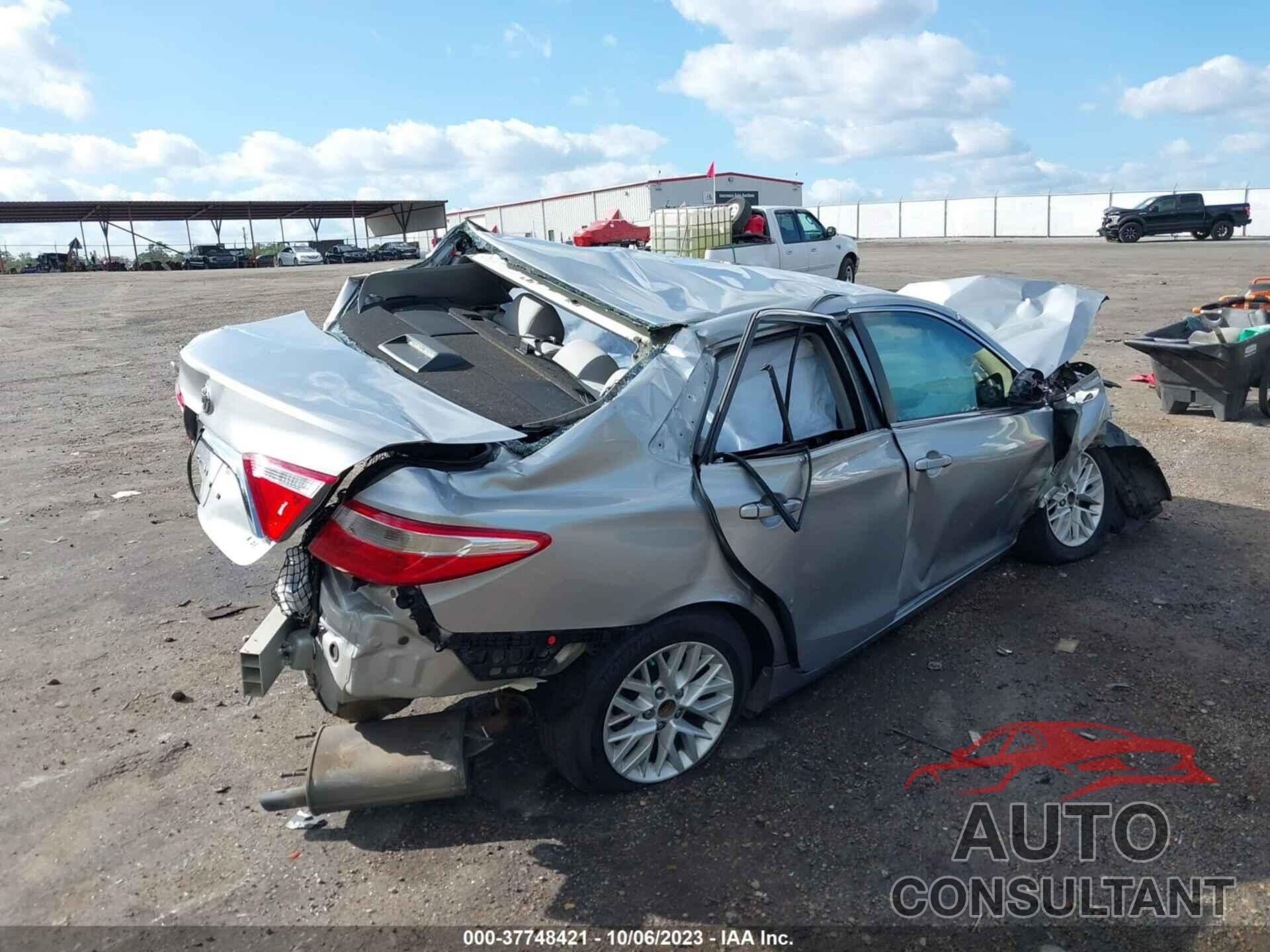 TOYOTA CAMRY 2016 - 4T4BF1FK4GR544480