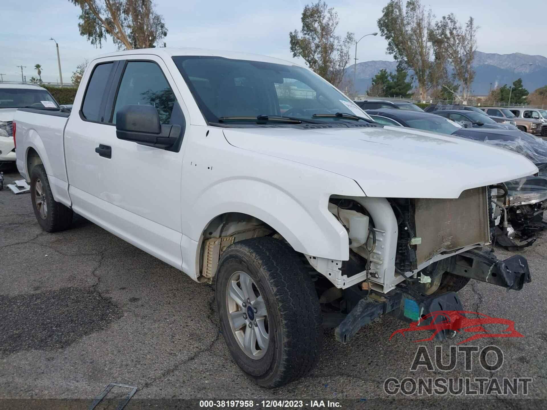 FORD F-150 2017 - 1FTEX1C82HKC25271
