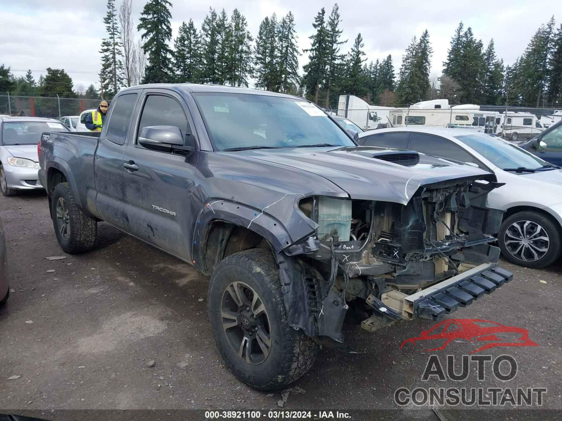 TOYOTA TACOMA 2017 - 5TFSZ5AN3HX063361