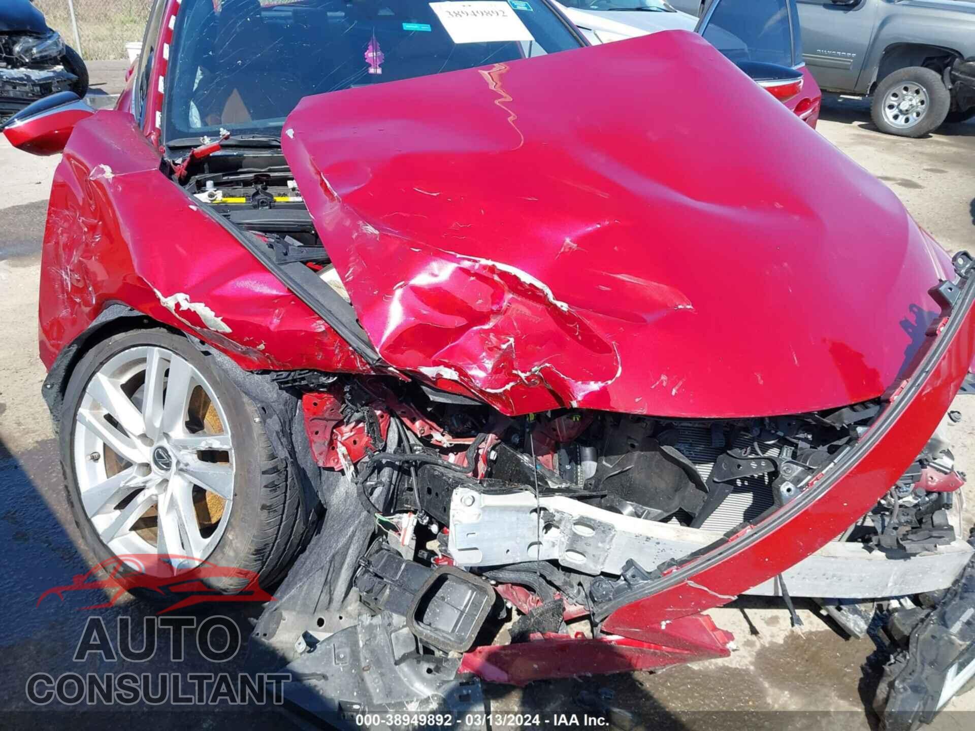 LEXUS IS 2021 - JTHAA1D22M5114592