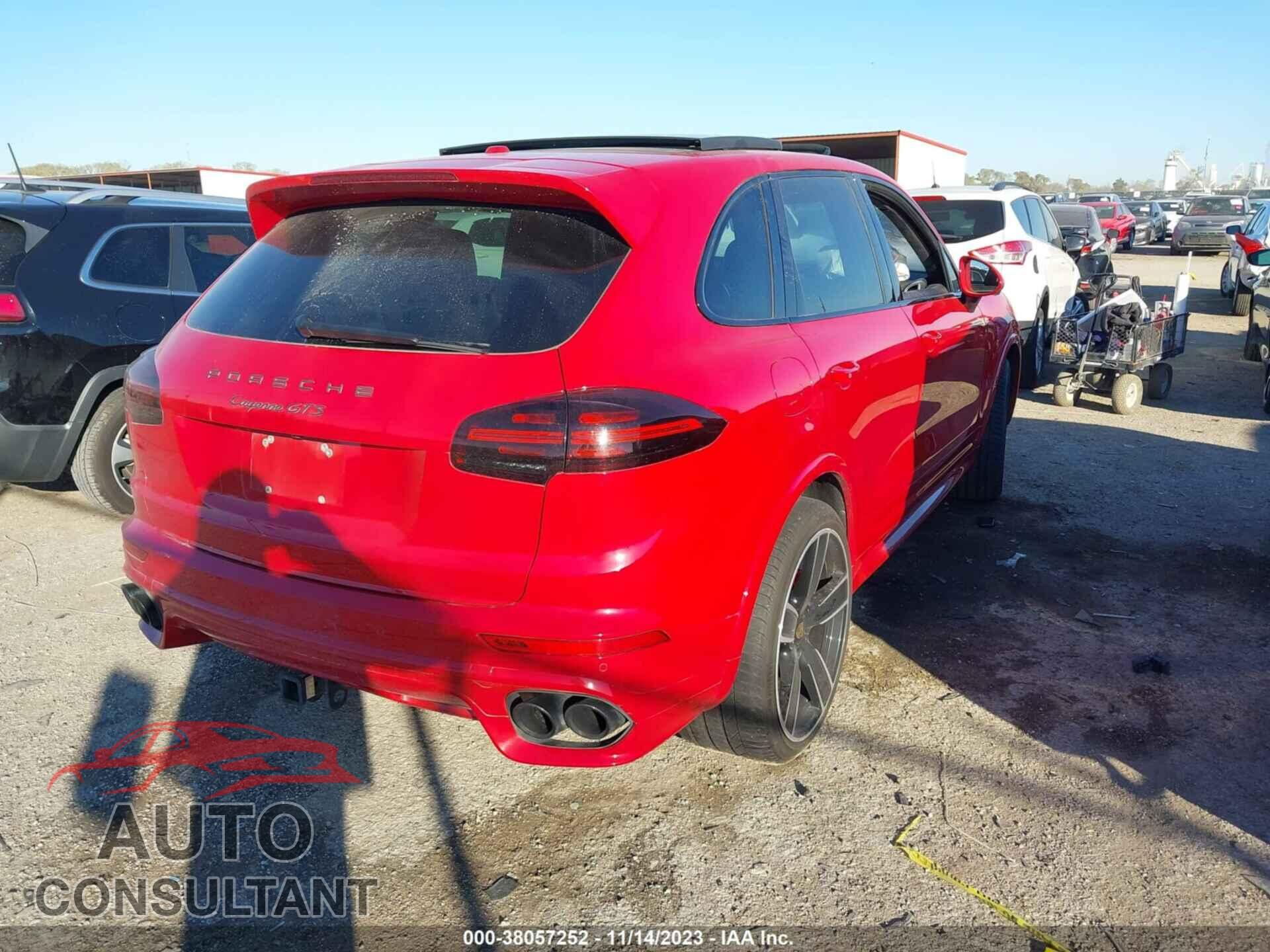 PORSCHE CAYENNE 2017 - WP1AD2A28HLA83156