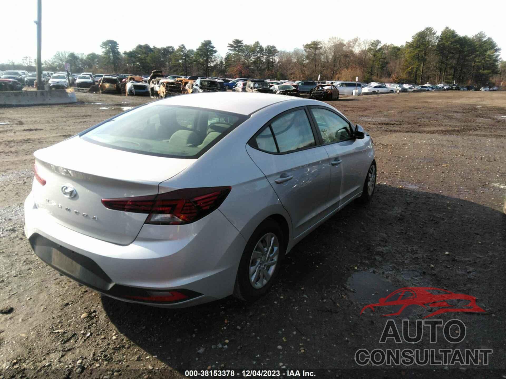 HYUNDAI ELANTRA 2019 - KMHD74LF8KU842550