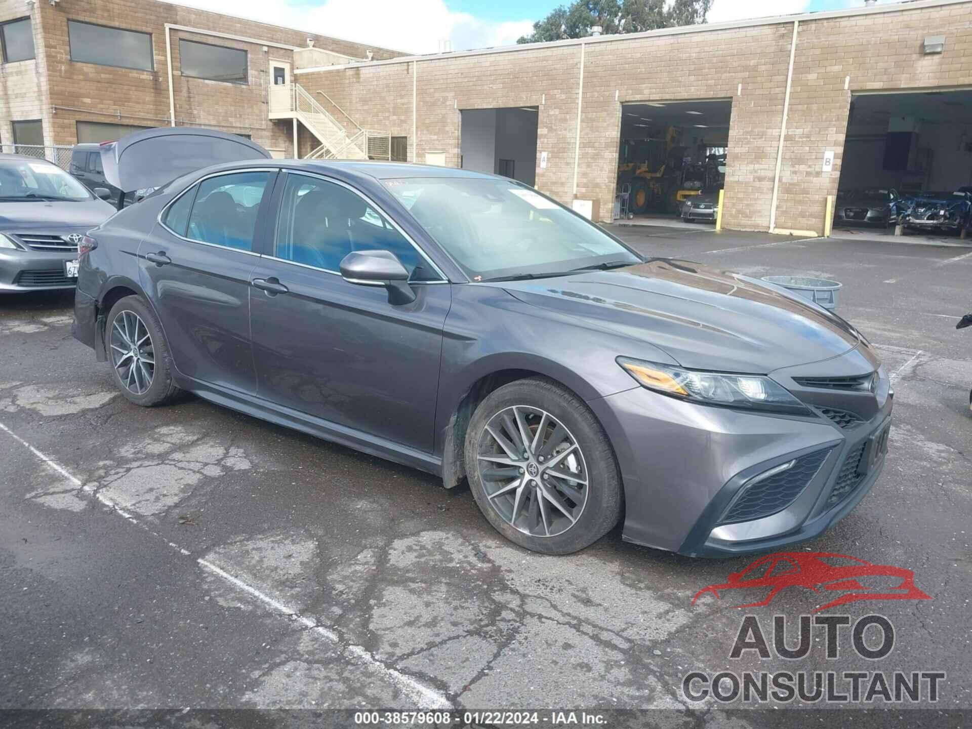 TOYOTA CAMRY 2023 - 4T1T11AKXPU764372