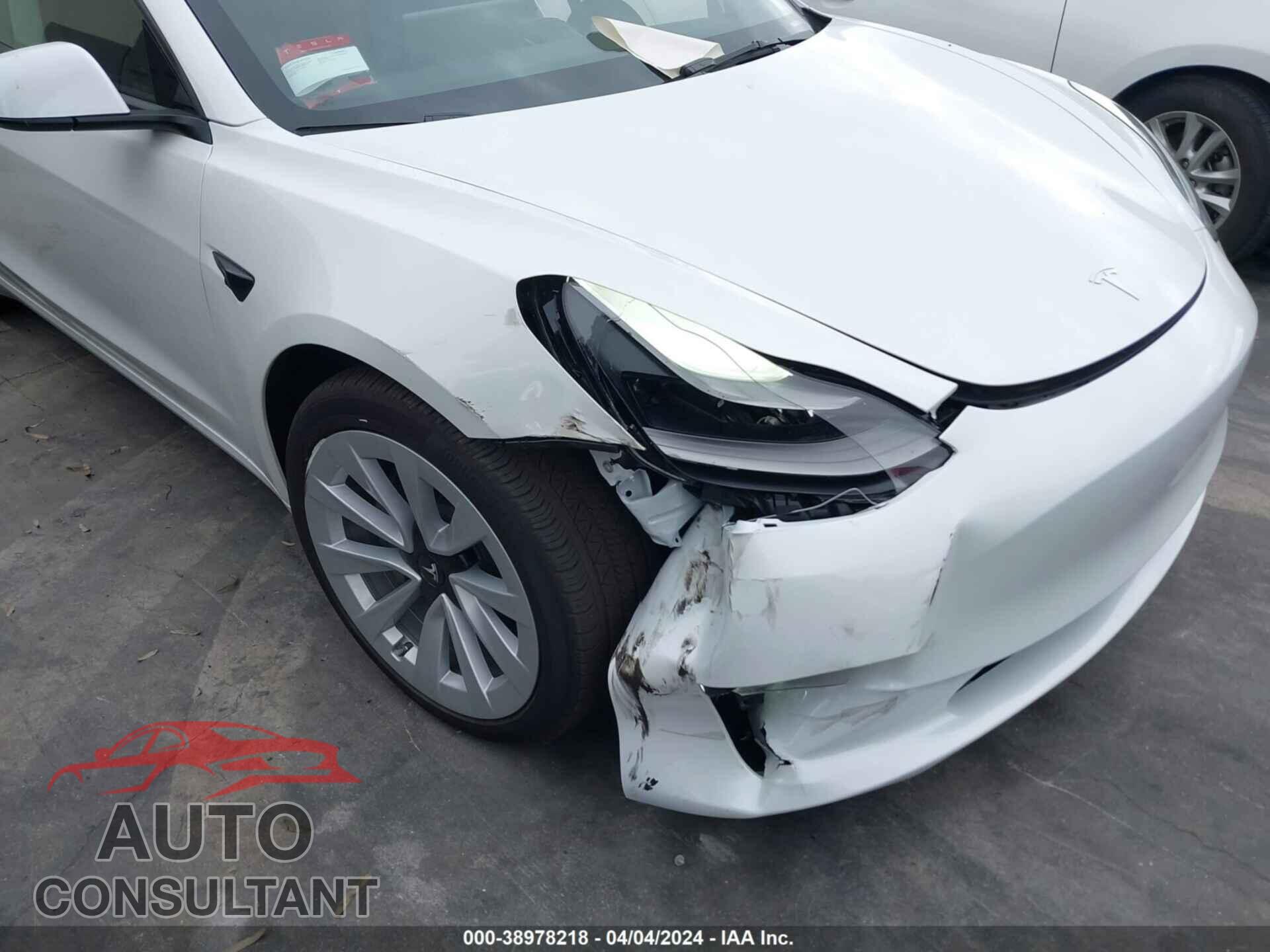 TESLA MODEL 3 2023 - 5YJ3E1EB8PF706613