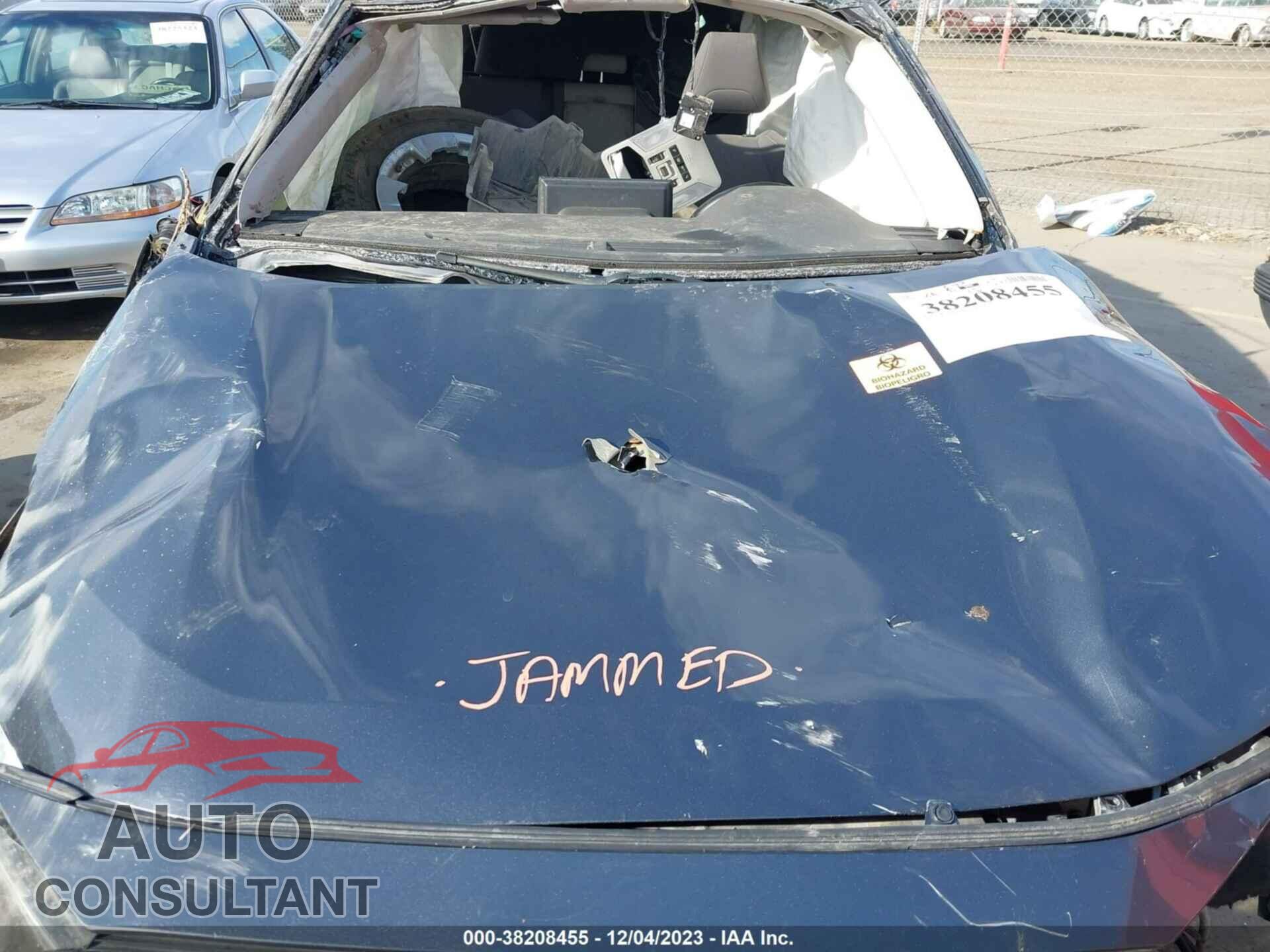 TOYOTA RAV4 2019 - JTMP1RFV4KD036367