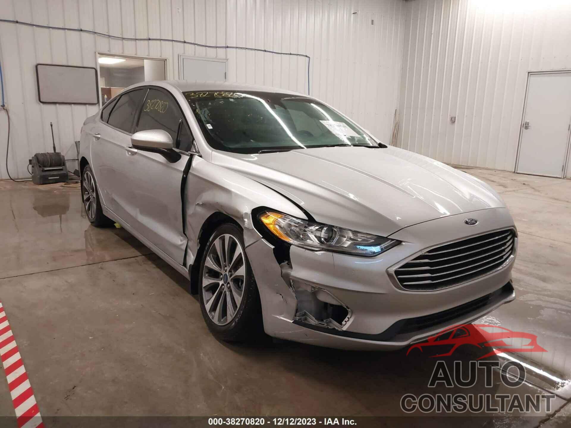 FORD FUSION 2019 - 3FA6P0T93KR166053