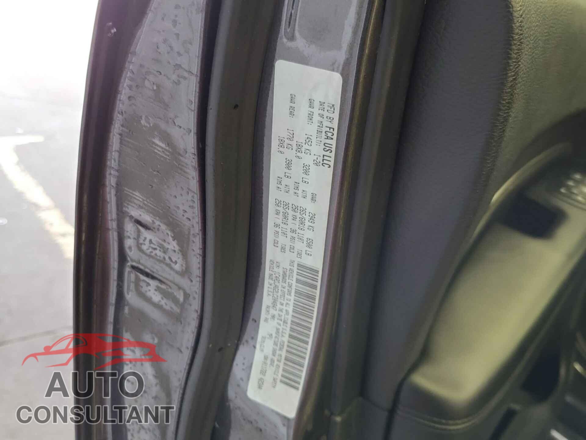 DODGE DURANGO 2020 - 1C4RDJAG2LC204847