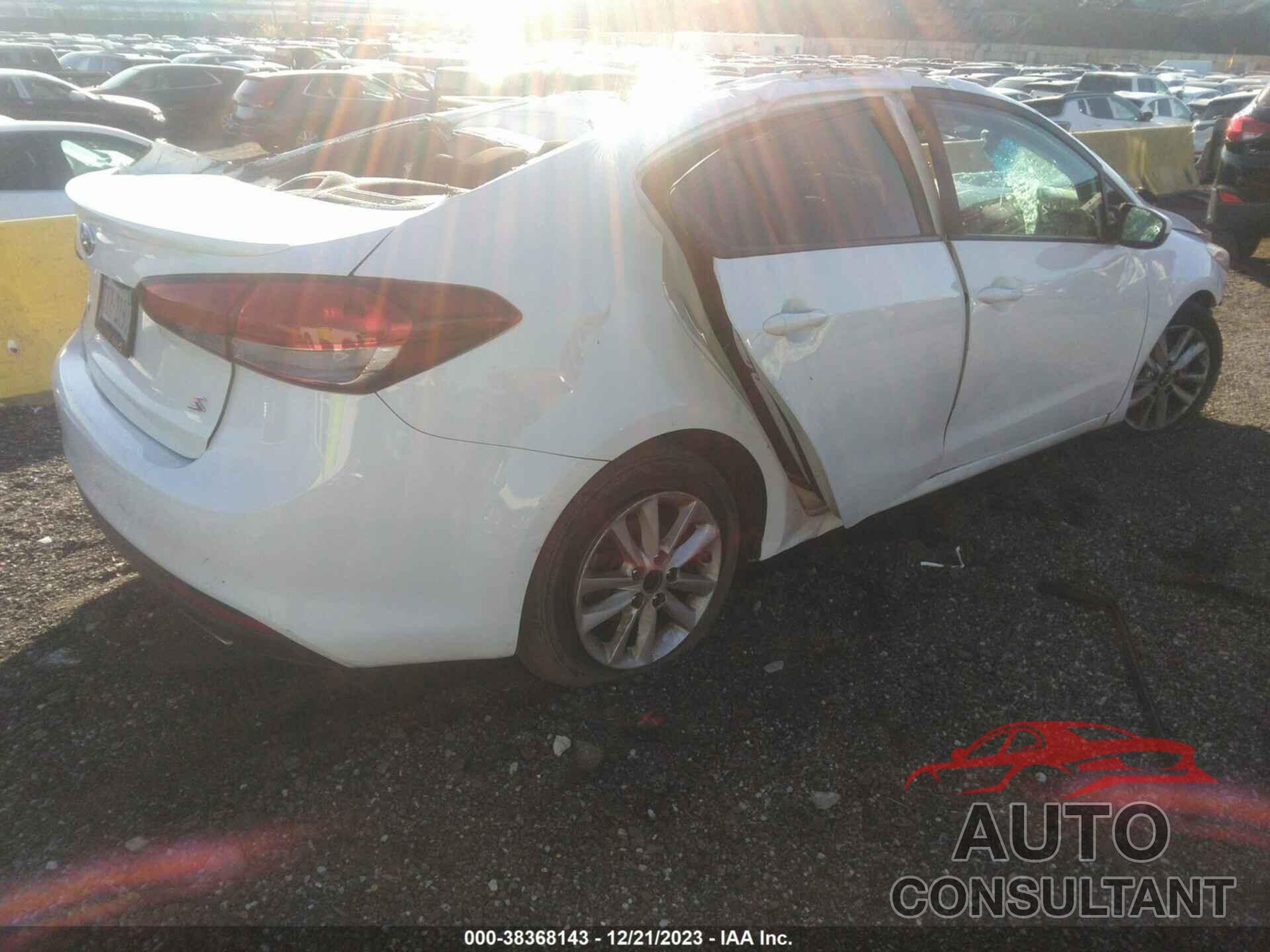 KIA FORTE 2017 - 3KPFL4A77HE049901