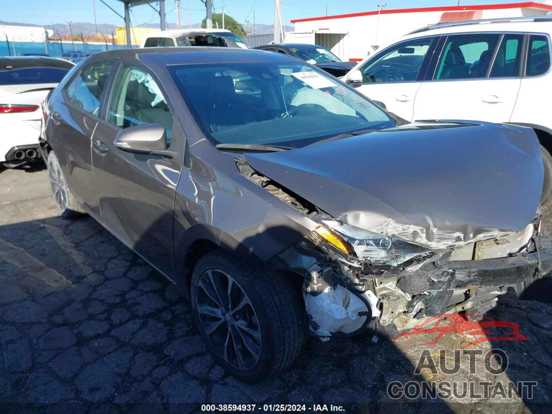 TOYOTA COROLLA 2018 - 5YFBURHE3JP804253