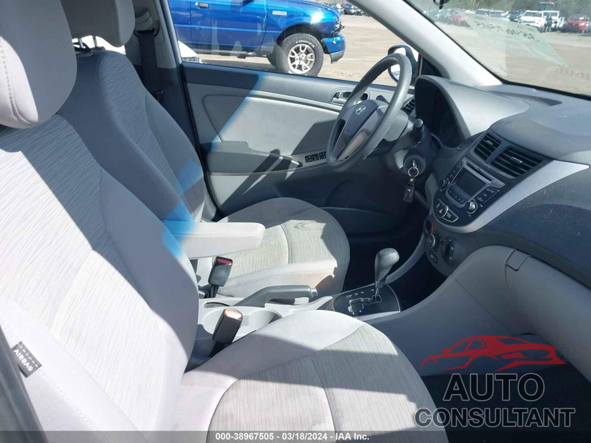 HYUNDAI ACCENT 2016 - KMHCT4AE7GU102853