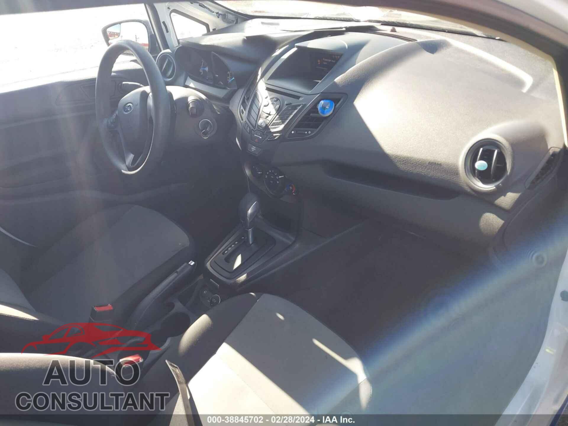 FORD FIESTA 2019 - 3FADP4AJ5KM121589