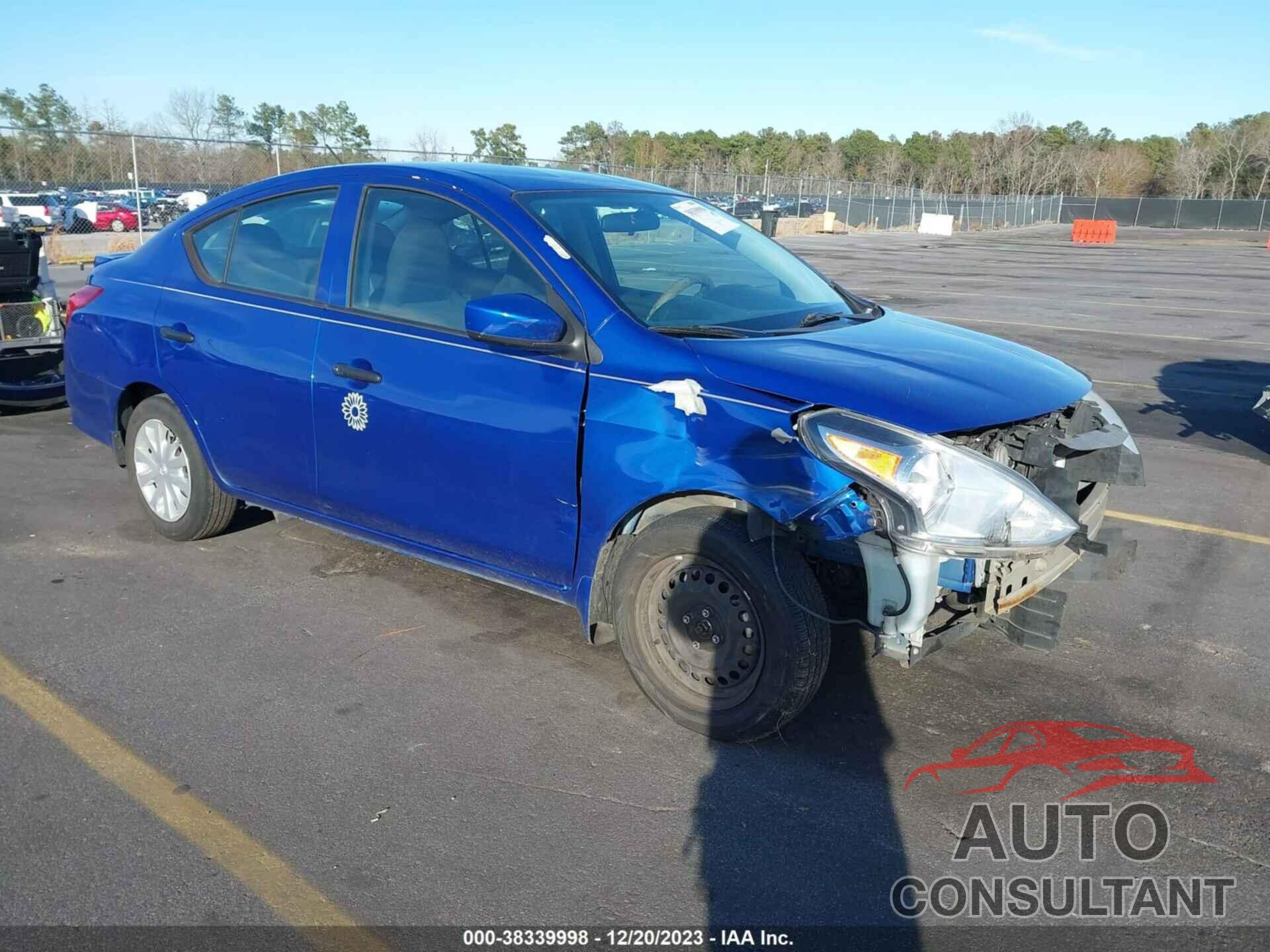 NISSAN VERSA 2017 - 3N1CN7AP4HL898428