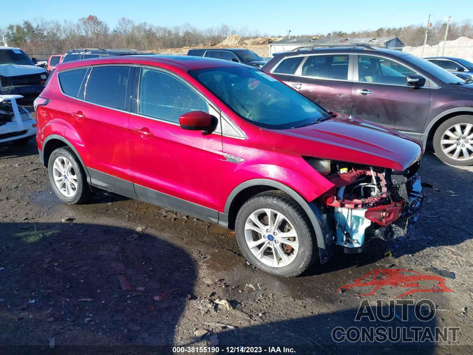 FORD ESCAPE 2017 - 1FMCU9G97HUD90248