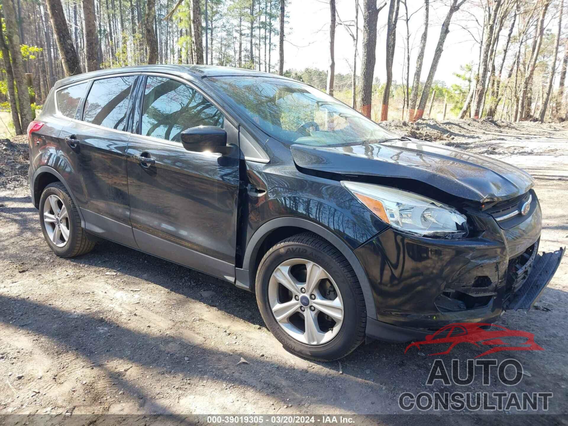 FORD ESCAPE 2015 - 1FMCU0G74FUB77426