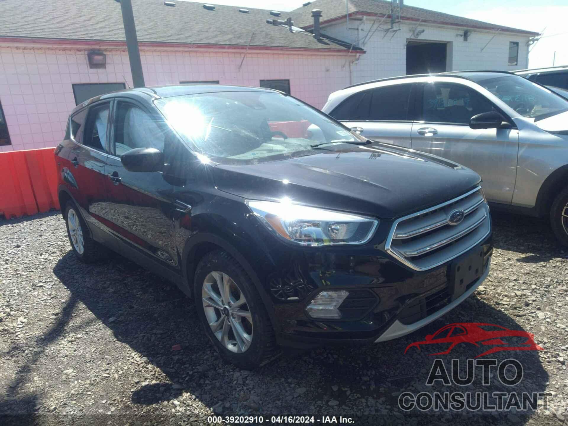 FORD ESCAPE 2019 - 1FMCU0GD3KUA25735