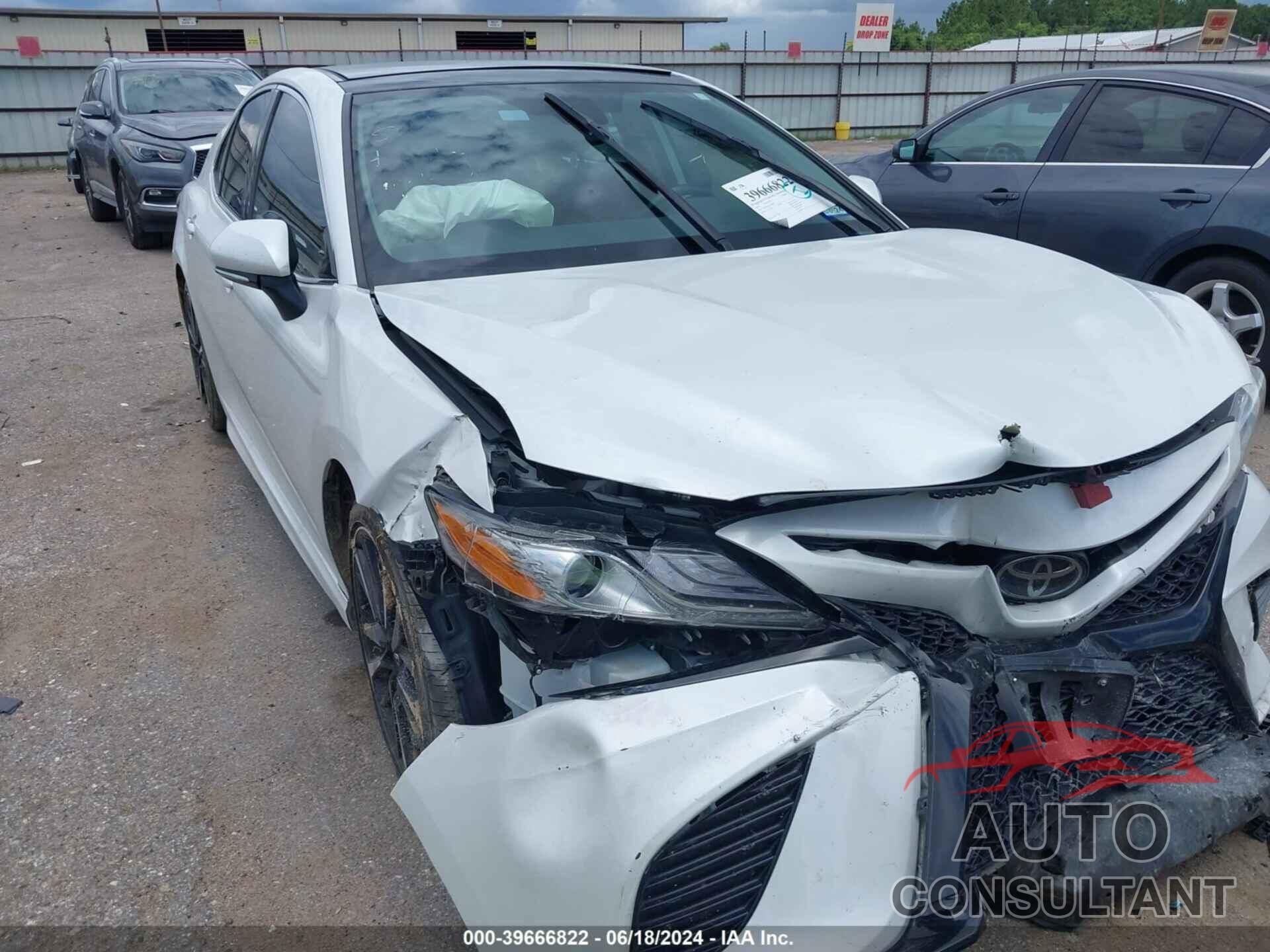 TOYOTA CAMRY 2019 - 4T1B61HK6KU840617