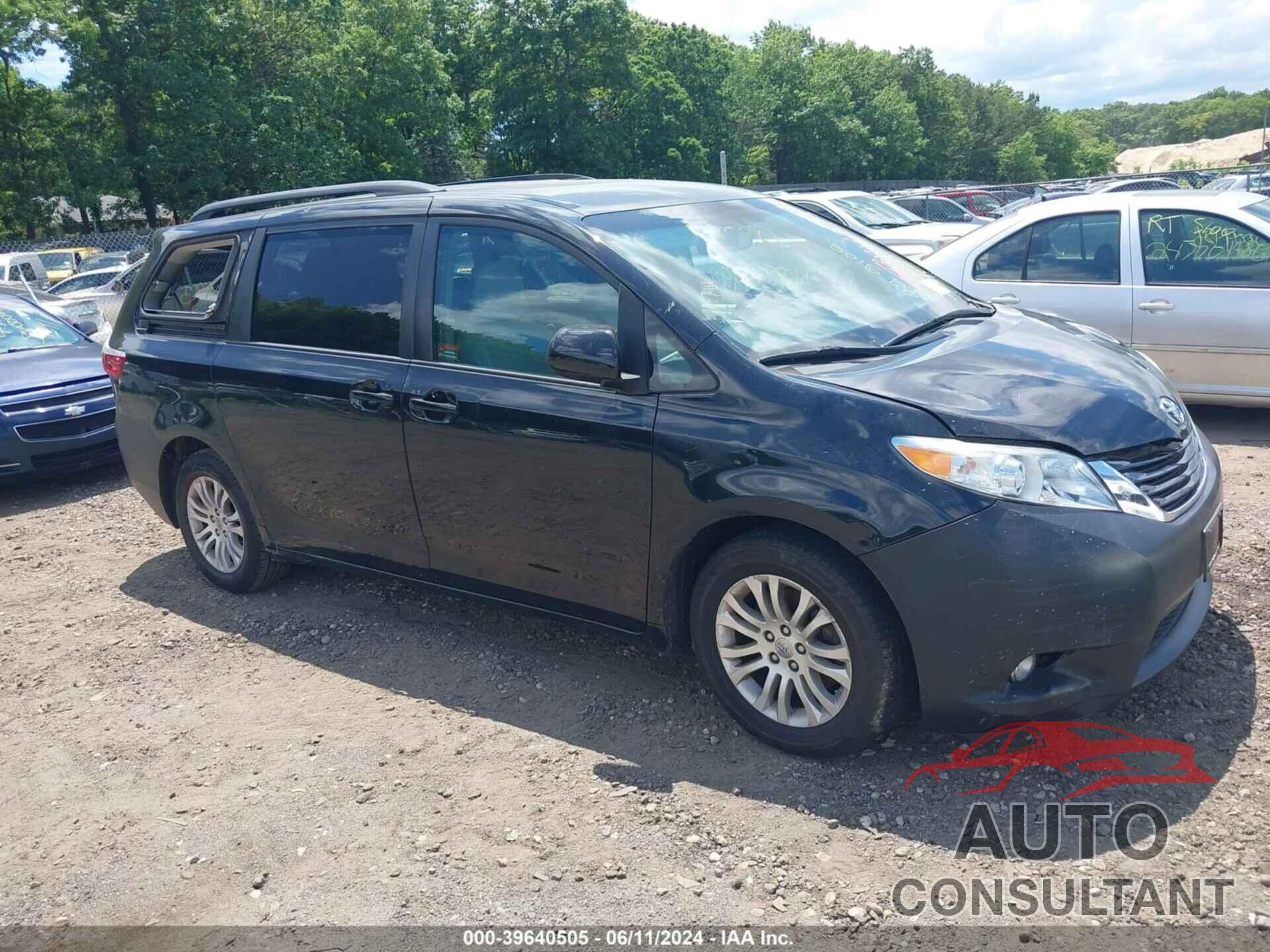 TOYOTA SIENNA 2017 - 5TDKZ3DC4HS805416